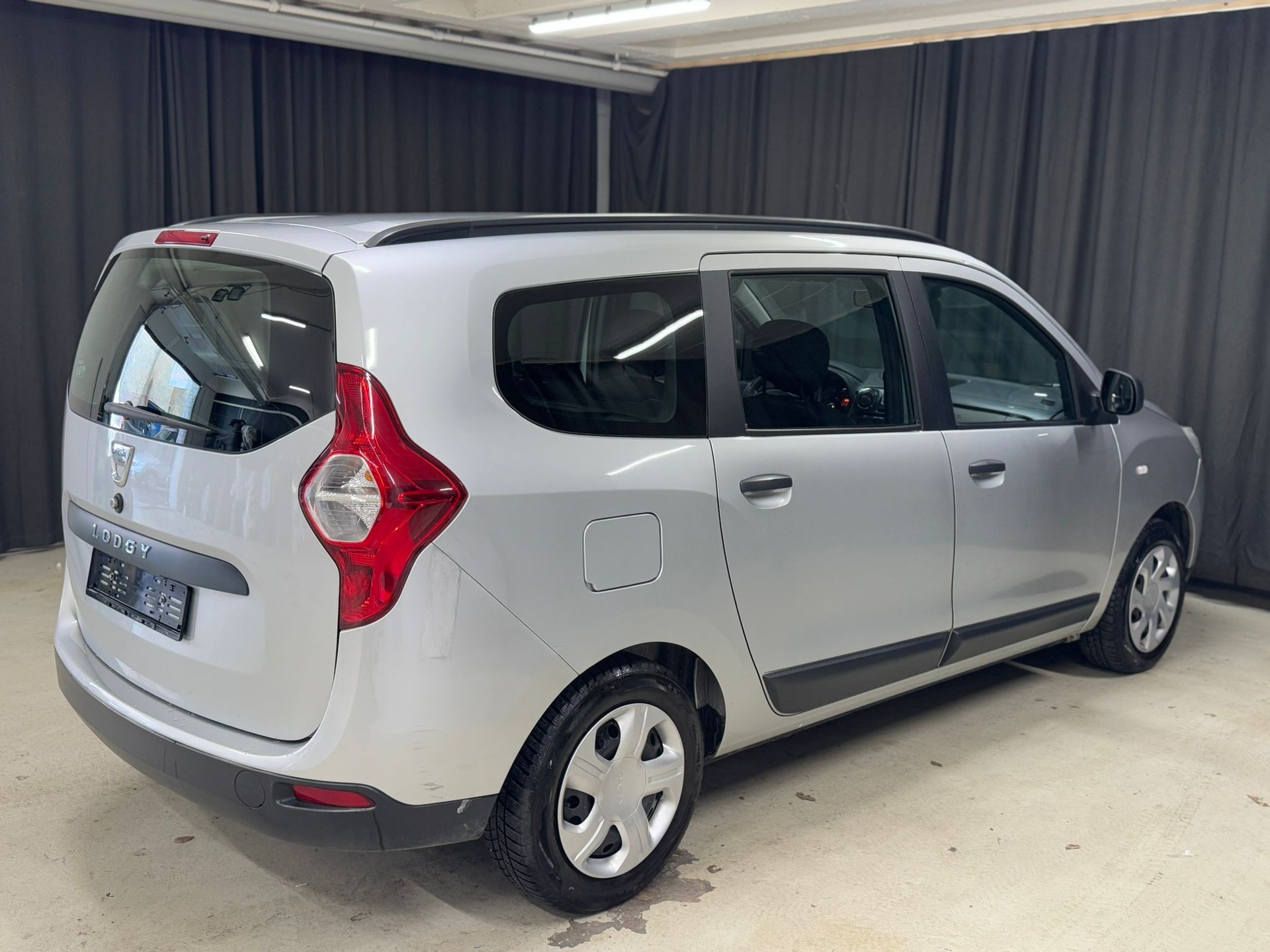 DACIA Lodgy 1.6 16V 5PL-image-3