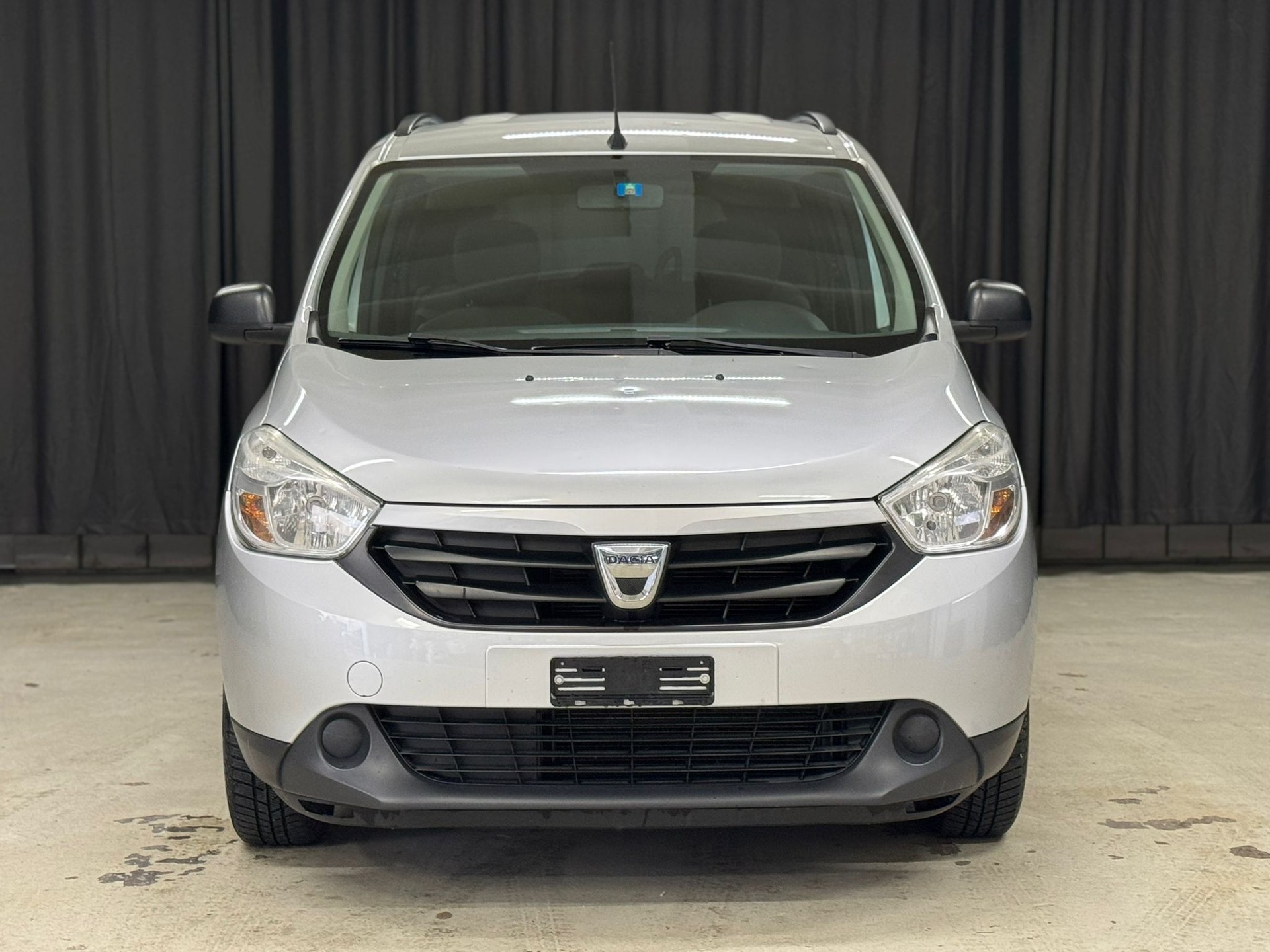 DACIA Lodgy 1.6 16V 5PL-image-2
