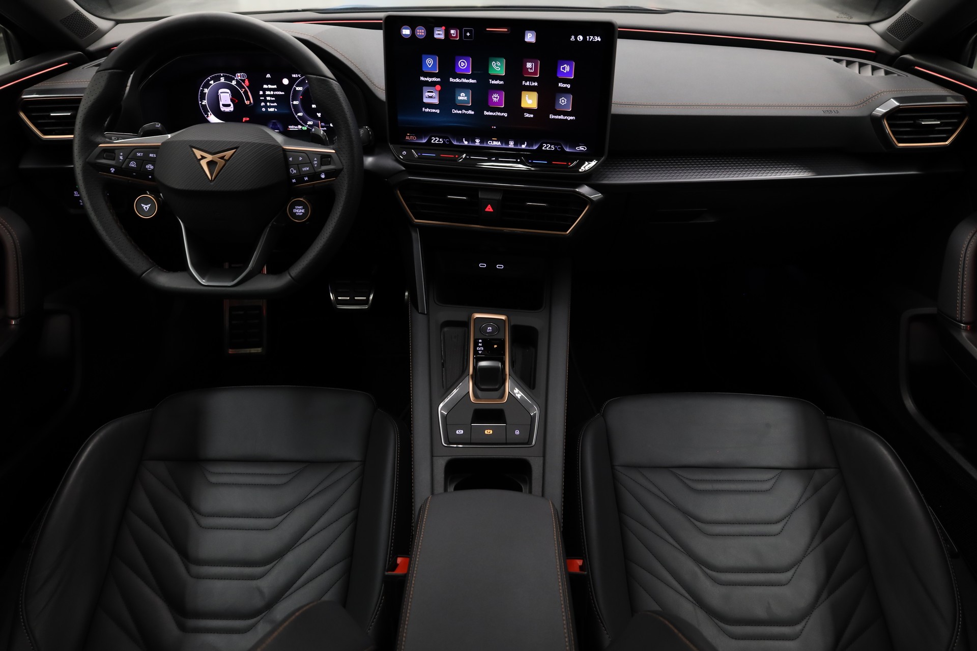 CUPRA Leon 2.0 TSI 300 VZ DSG-image-10