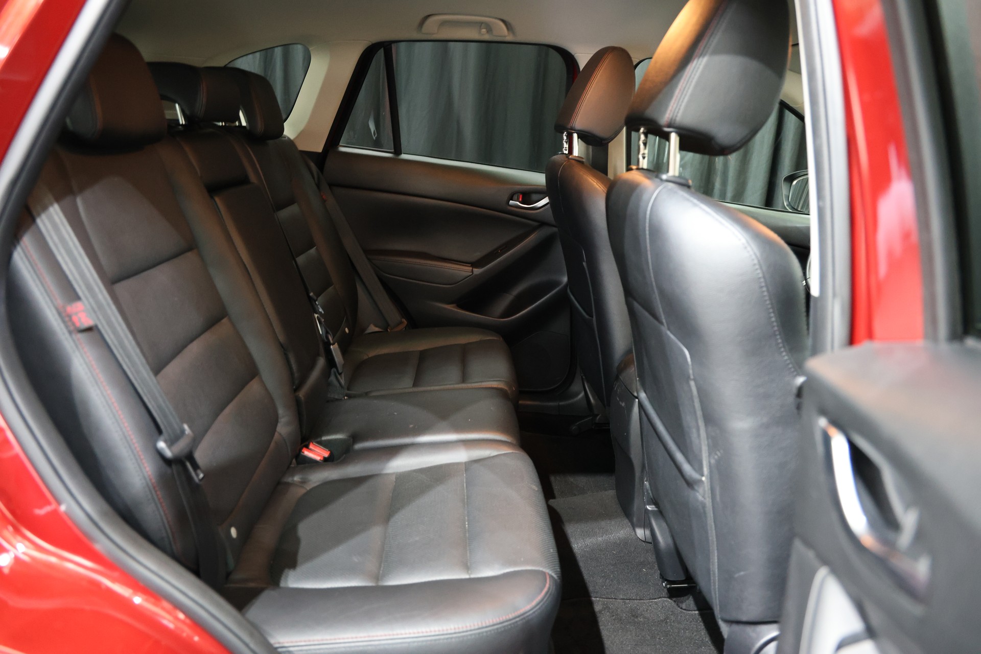 MAZDA CX-5 2.2 D HP Revolution AWD Automatic-image-2