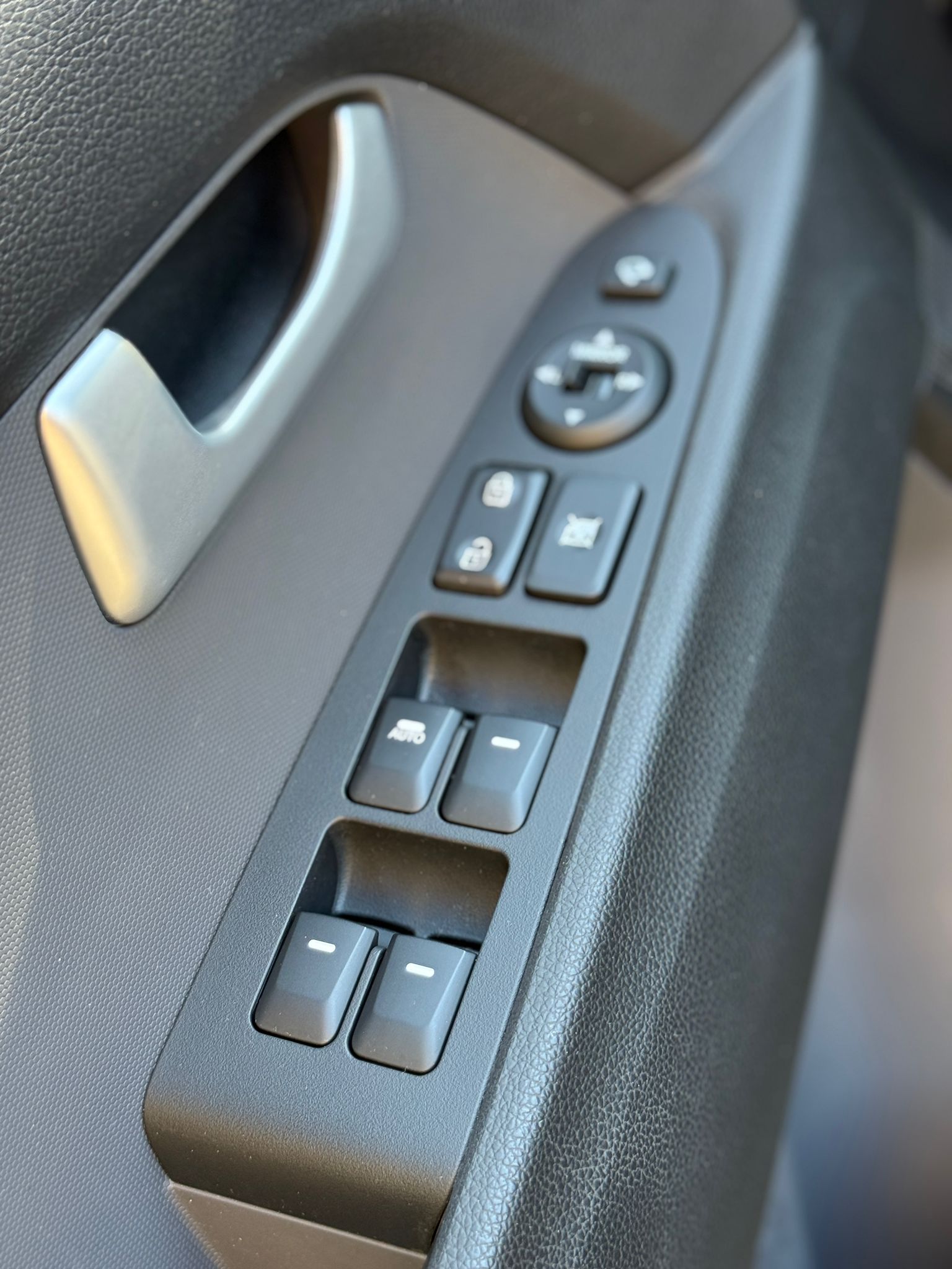KIA Sportage 2.0 CRDi Style-image-18