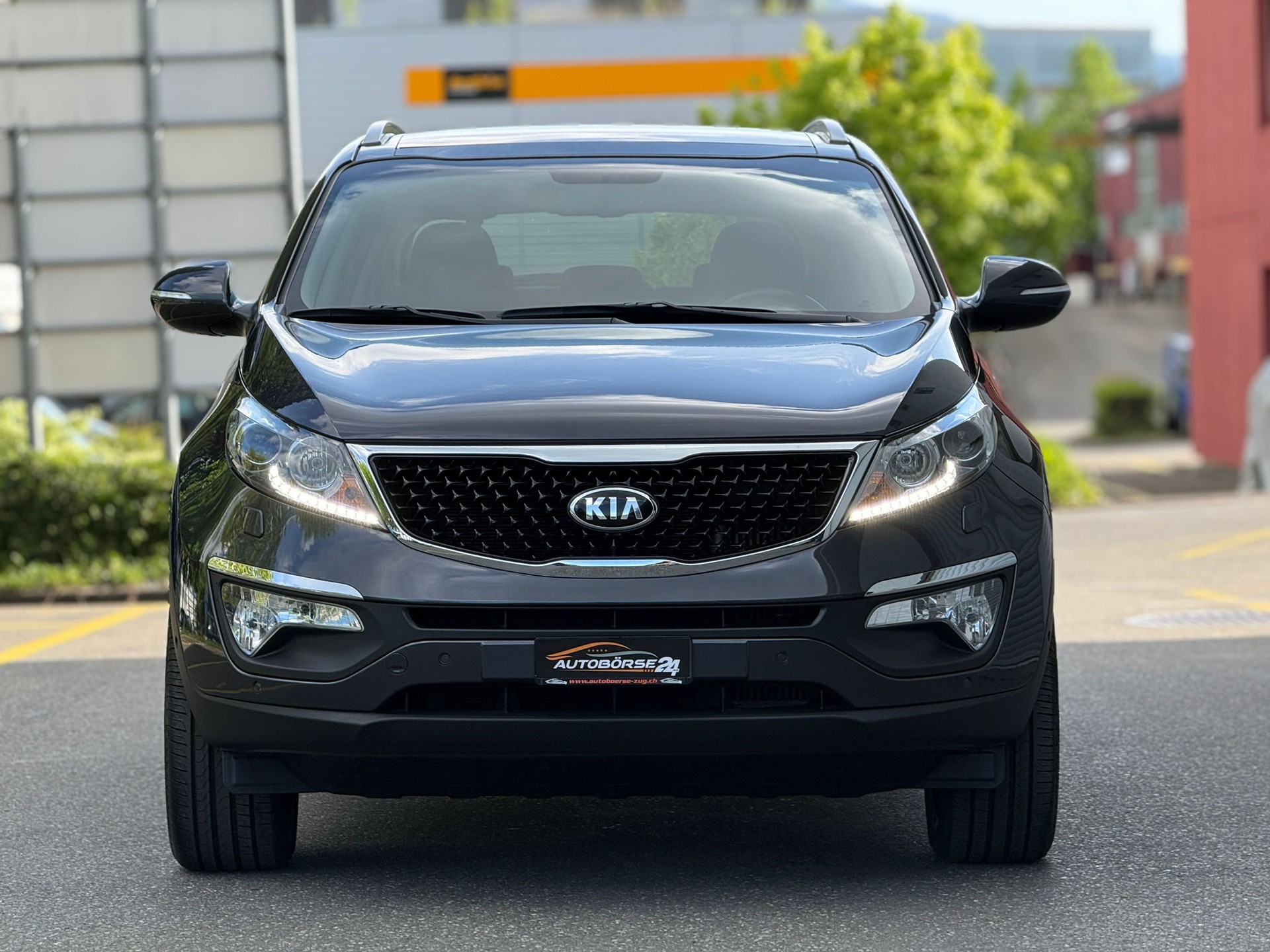 KIA Sportage 2.0 CRDi Style-image-2