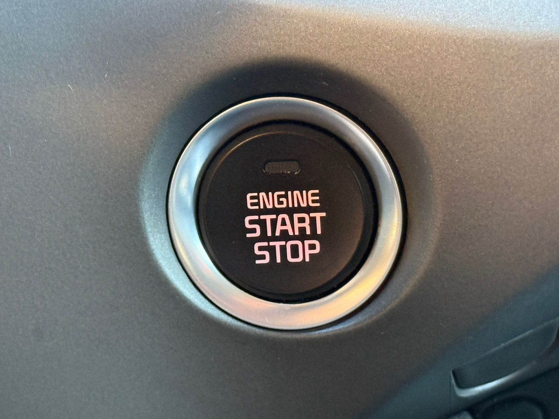 KIA Sportage 2.0 CRDi Style-image-23