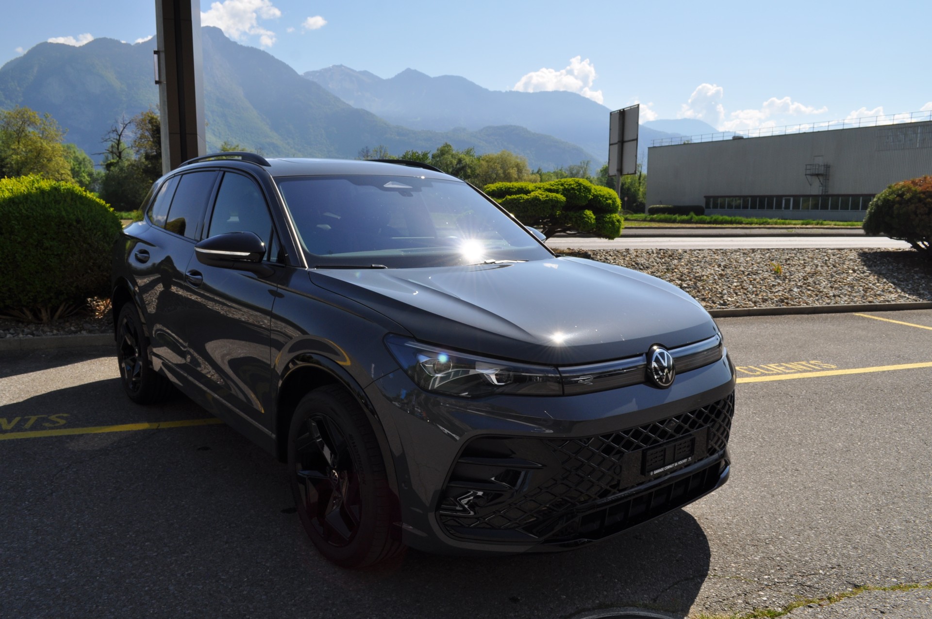 VW Tiguan 1.5 TSI evo2 eHybrid R-Line DSG-image-3