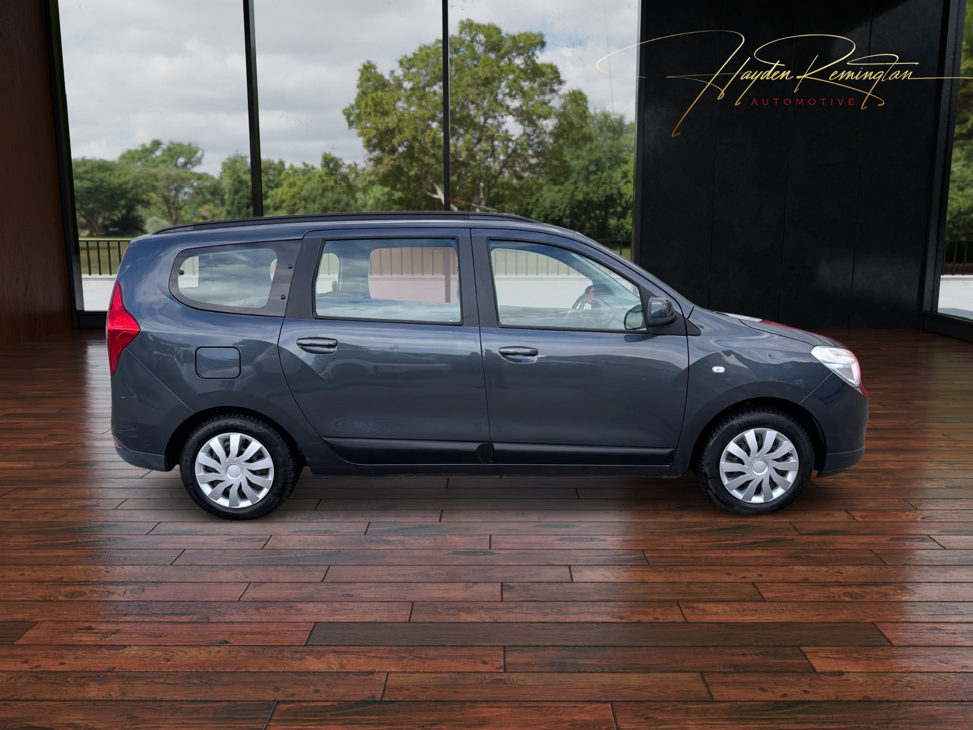 DACIA Lodgy 1.2 Turbo Ambiance 7PL-image-1