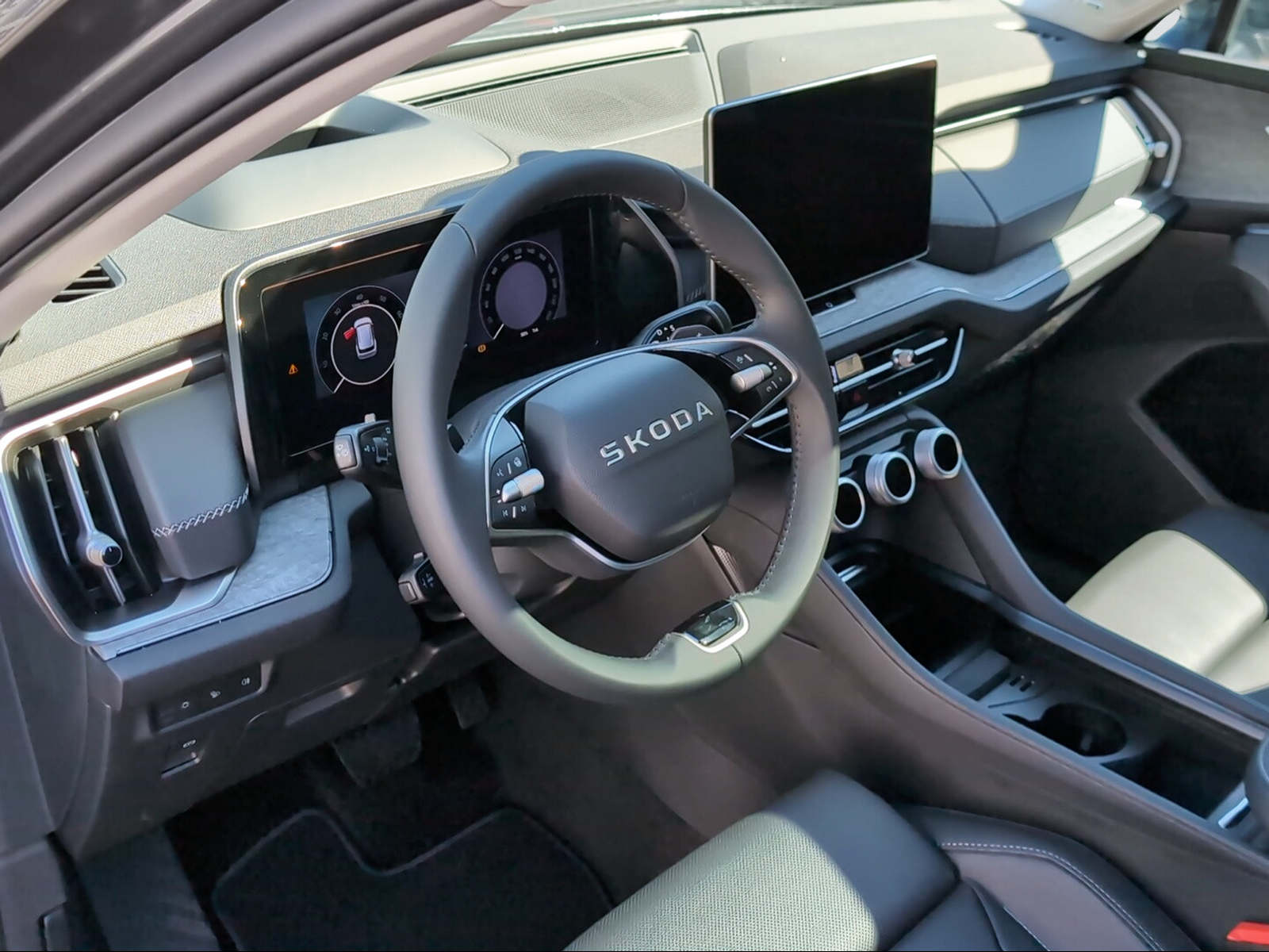 SKODA Kodiaq DY 2.0TSI 204PS 7DSG4x4 2000ccm 204PS/150kW 4 Zylinder TSI Benzin-image-5