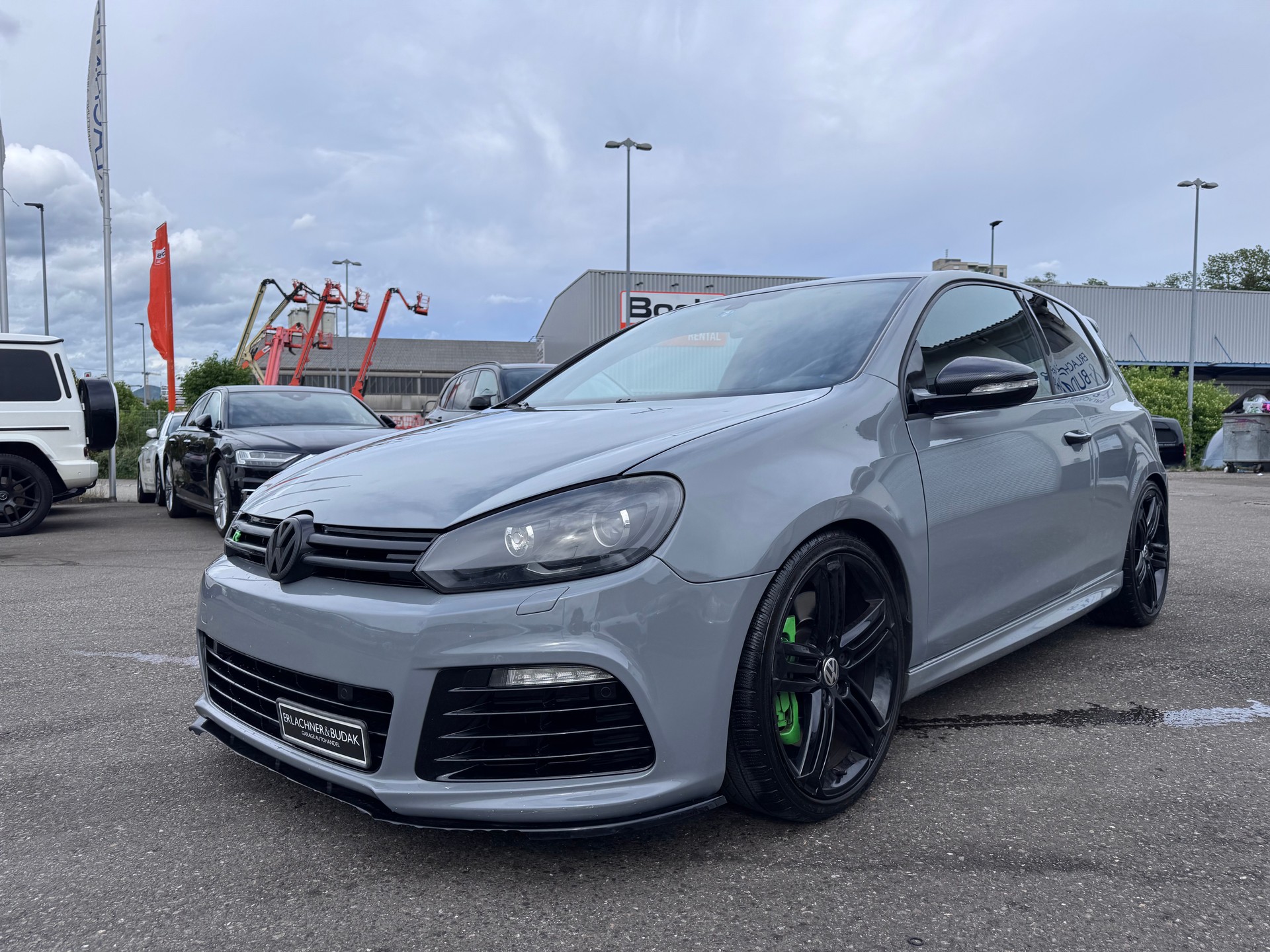 VW Golf 2.0 TSI R 4Motion DSG-image-1