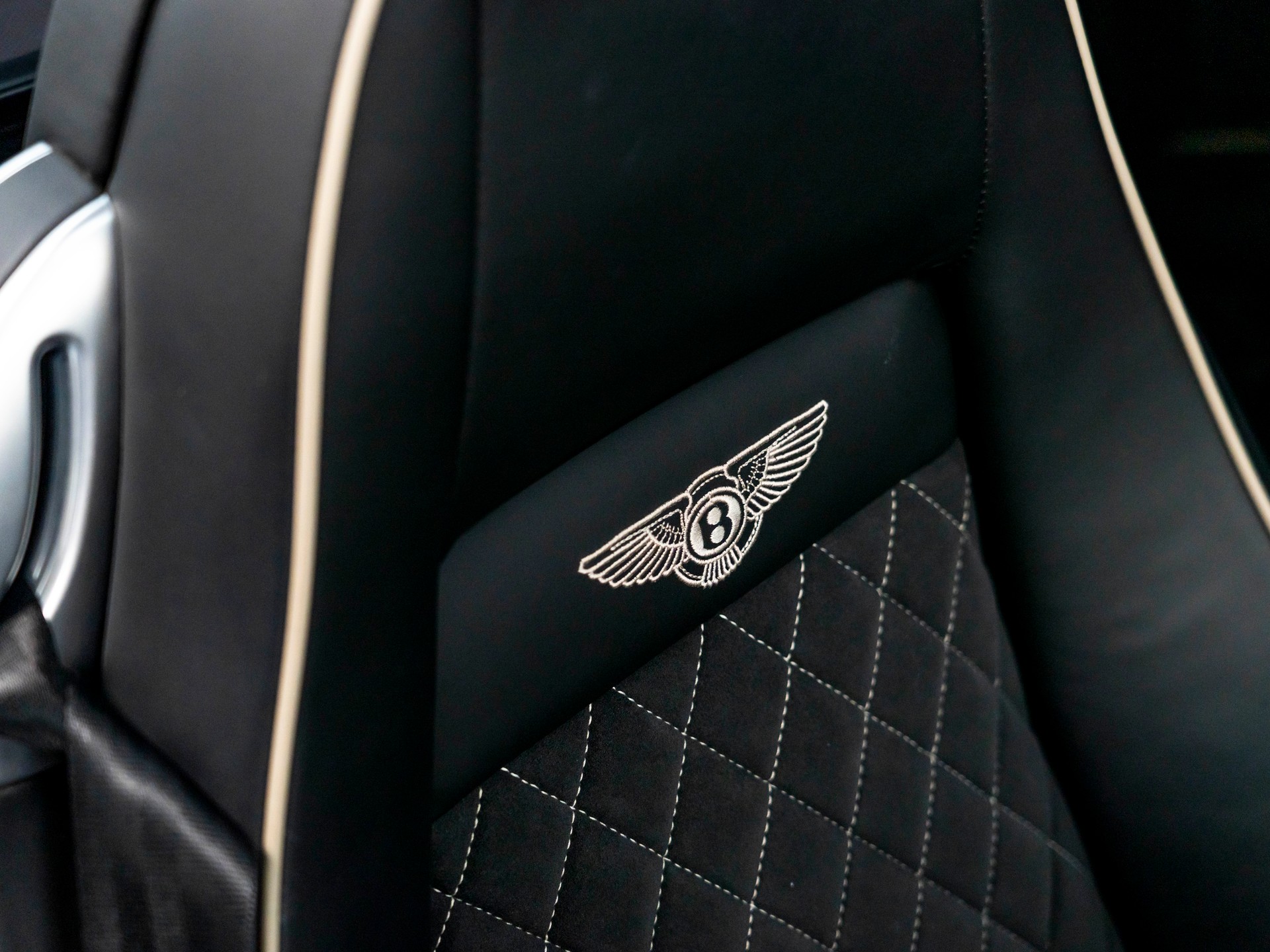BENTLEY Continental Supersports Convertible 6.0-image-27