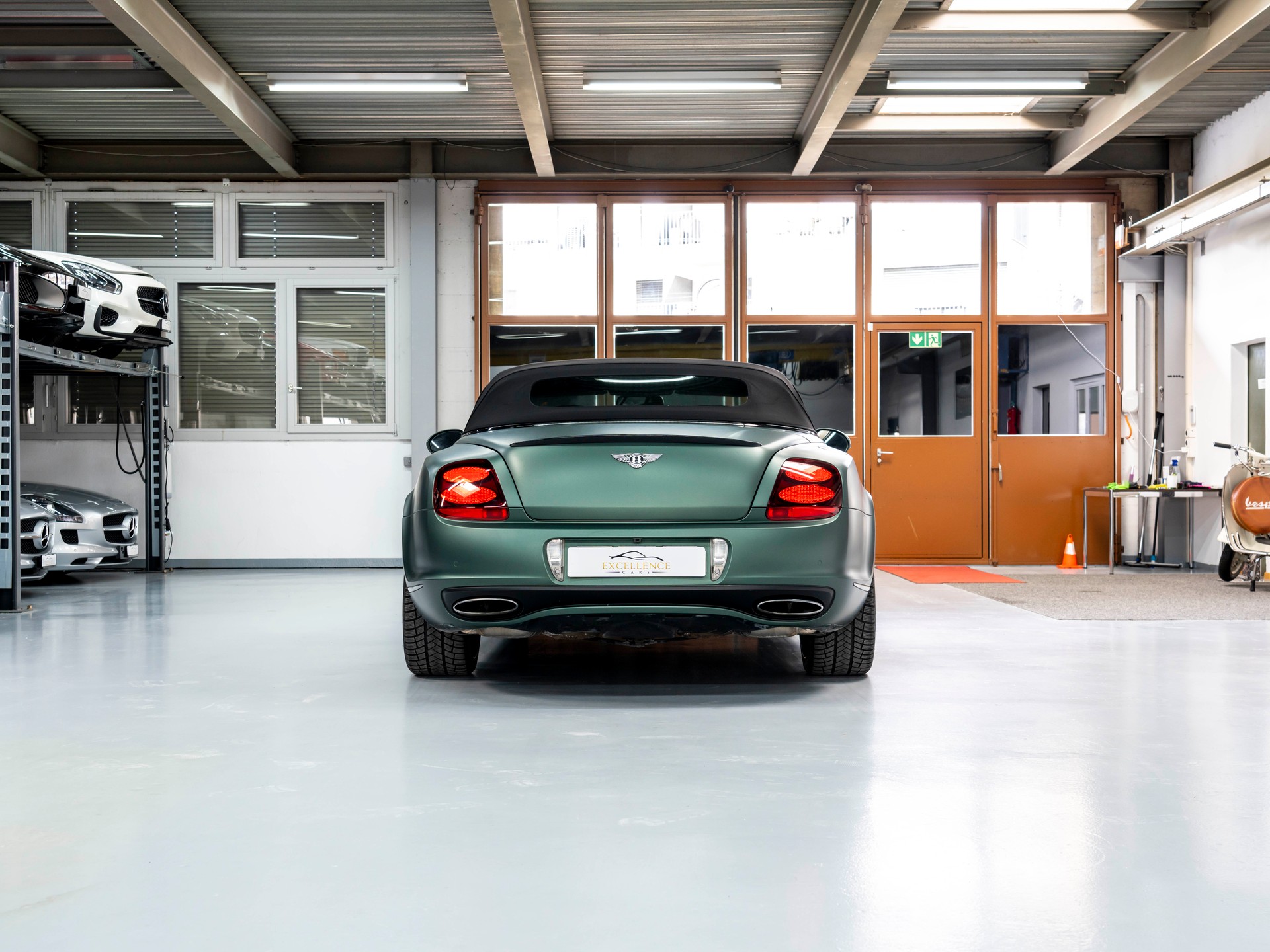 BENTLEY Continental Supersports Convertible 6.0-image-8
