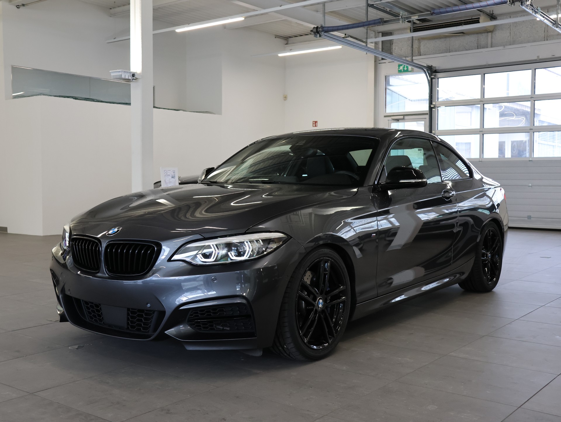 BMW M240i xDrive Steptronic *Harman/Kardon*-showroom-element-3