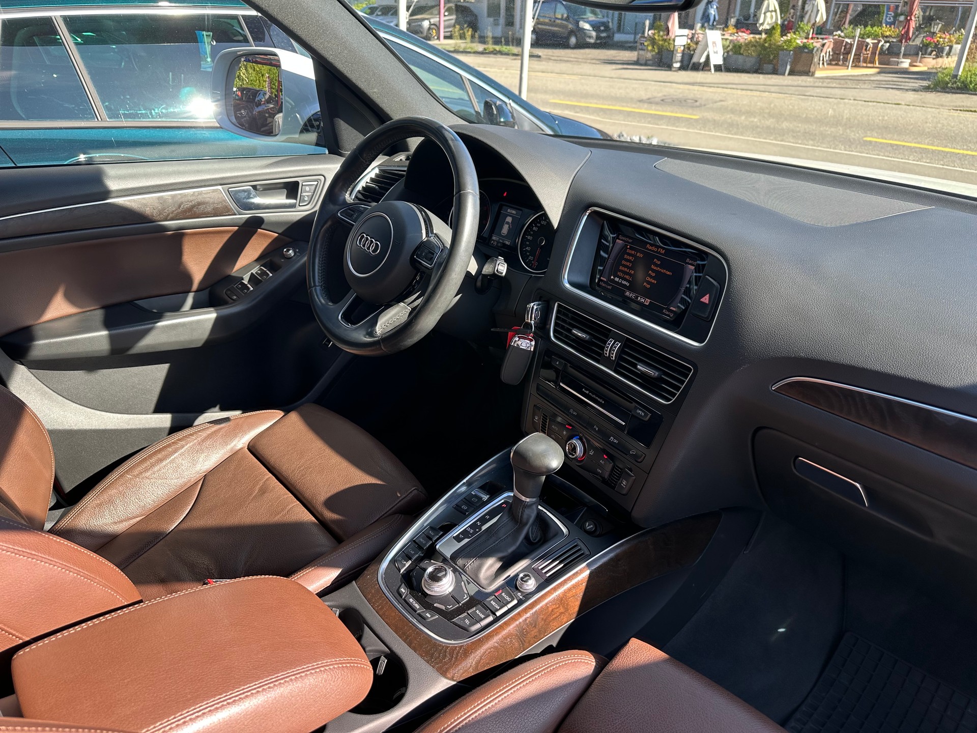 AUDI 2.0 TDI S-Line-image-12