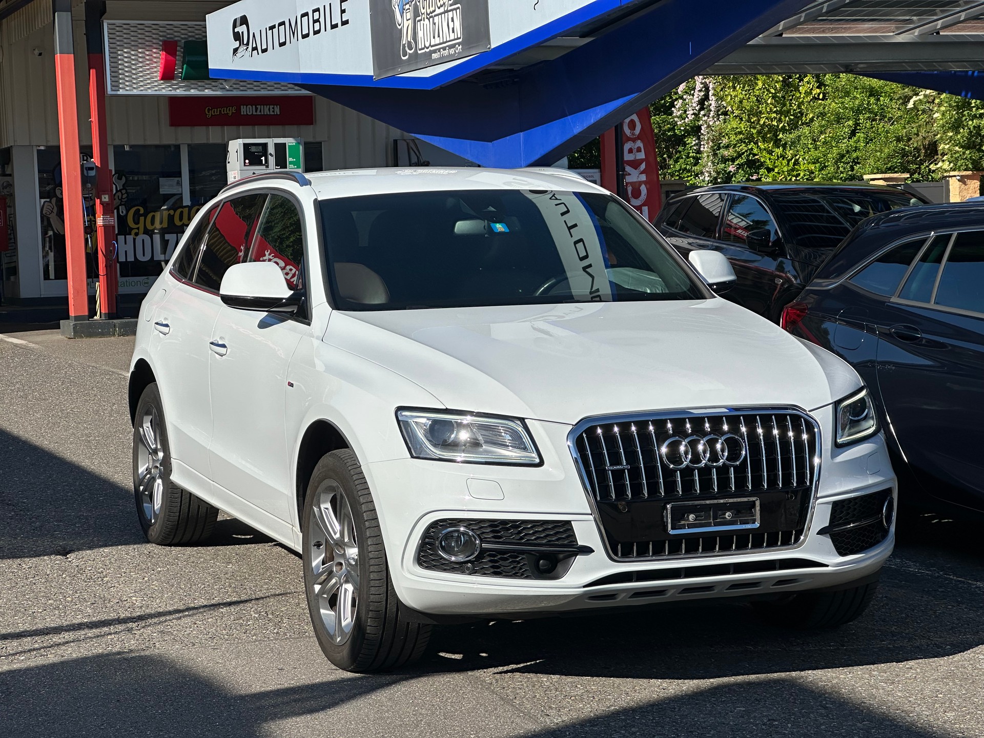 AUDI 2.0 TDI S-Line-image-1