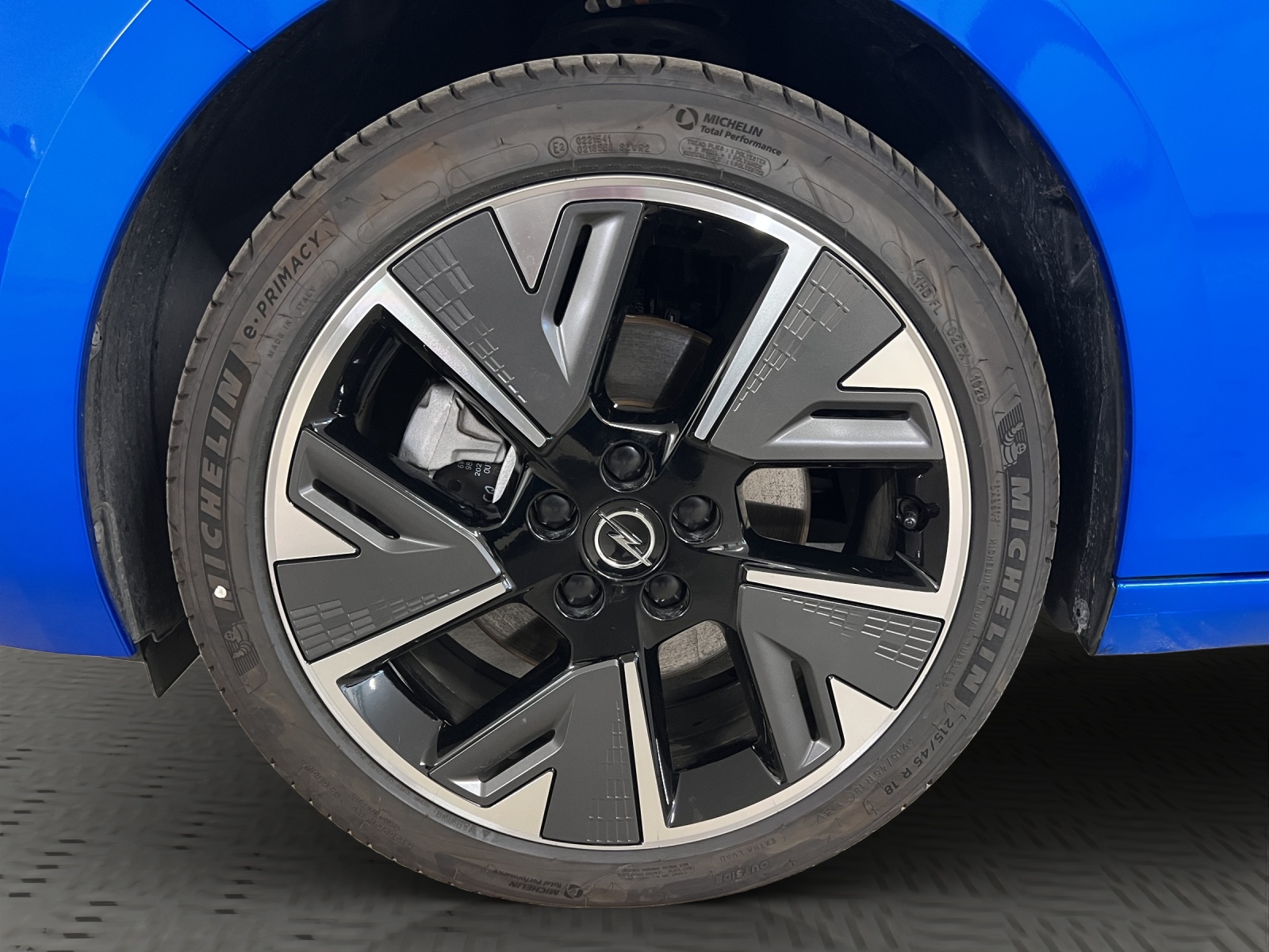 OPEL Astra-e Swiss Plus-image-15