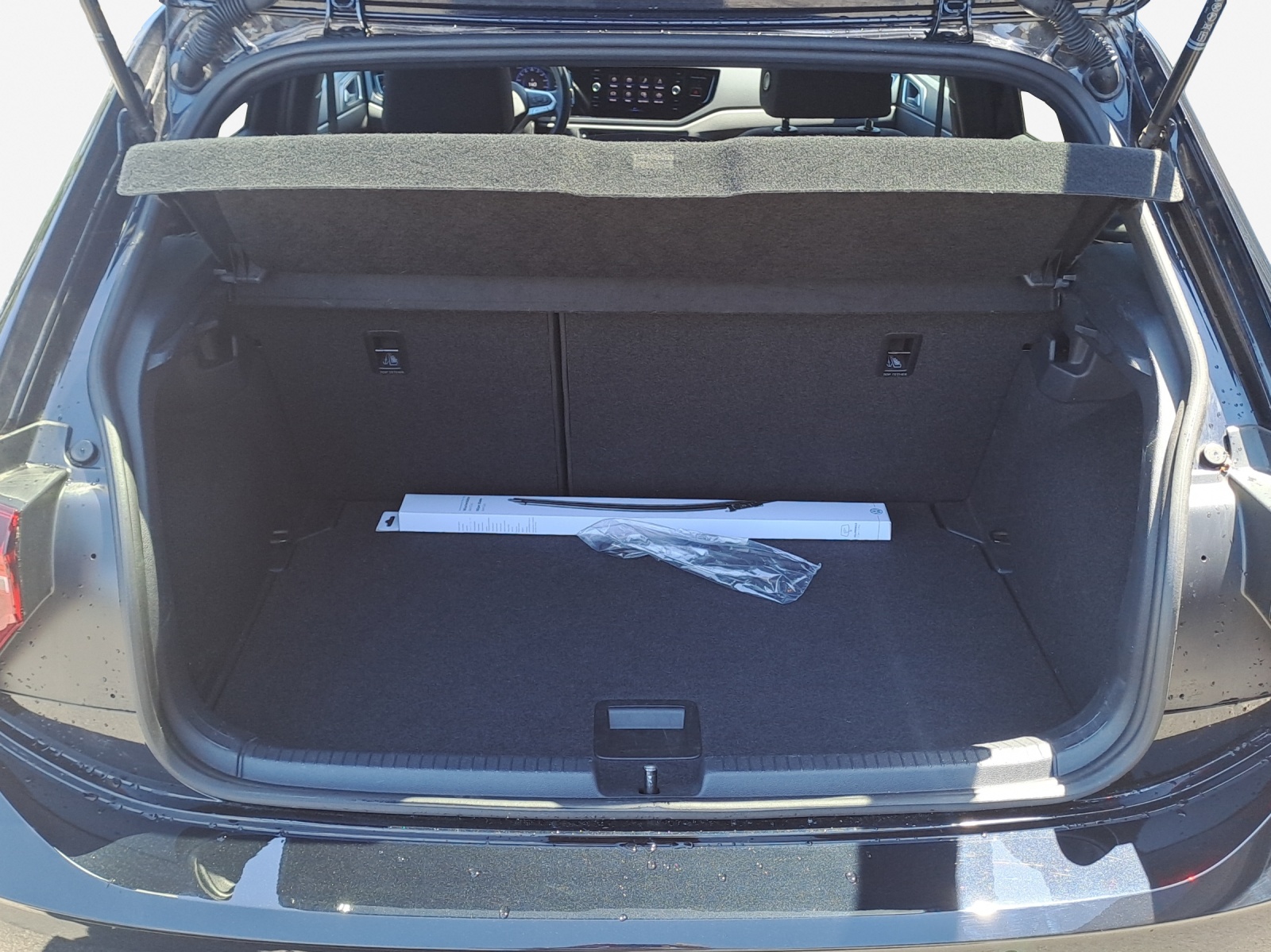 VW Polo 1.0 TSI R-Line DSG-image-12