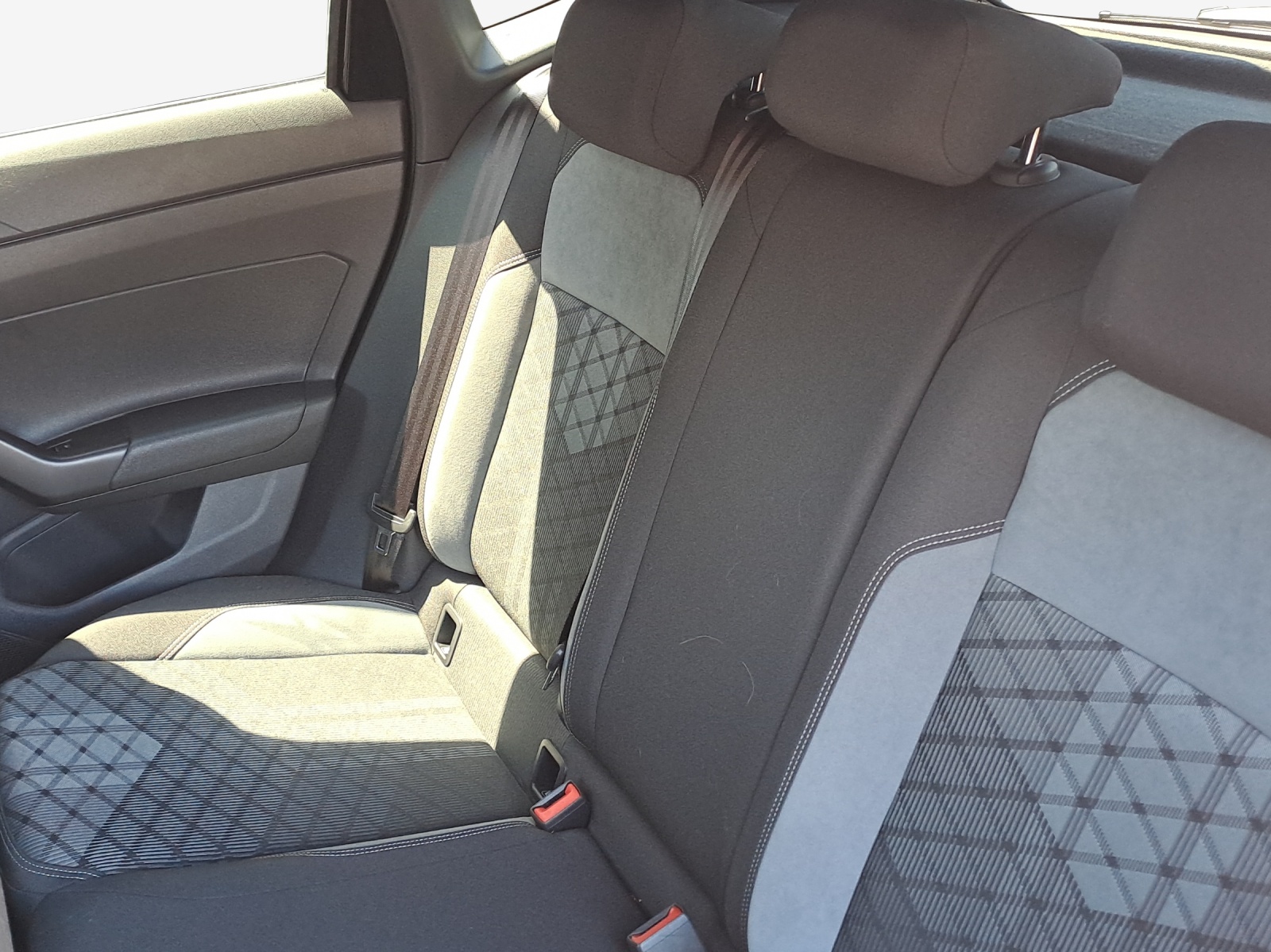 VW Polo 1.0 TSI R-Line DSG-image-11