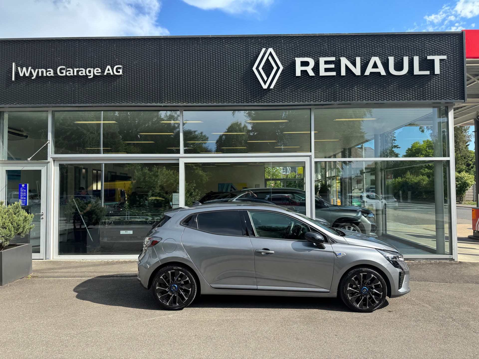 RENAULT Clio 1.6 E-Tech Esprit Alpine