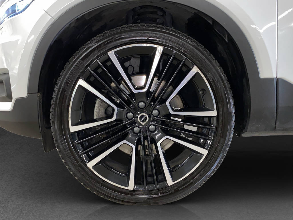 VOLVO XC40 1.5 T5 PiH R-Design-image-14