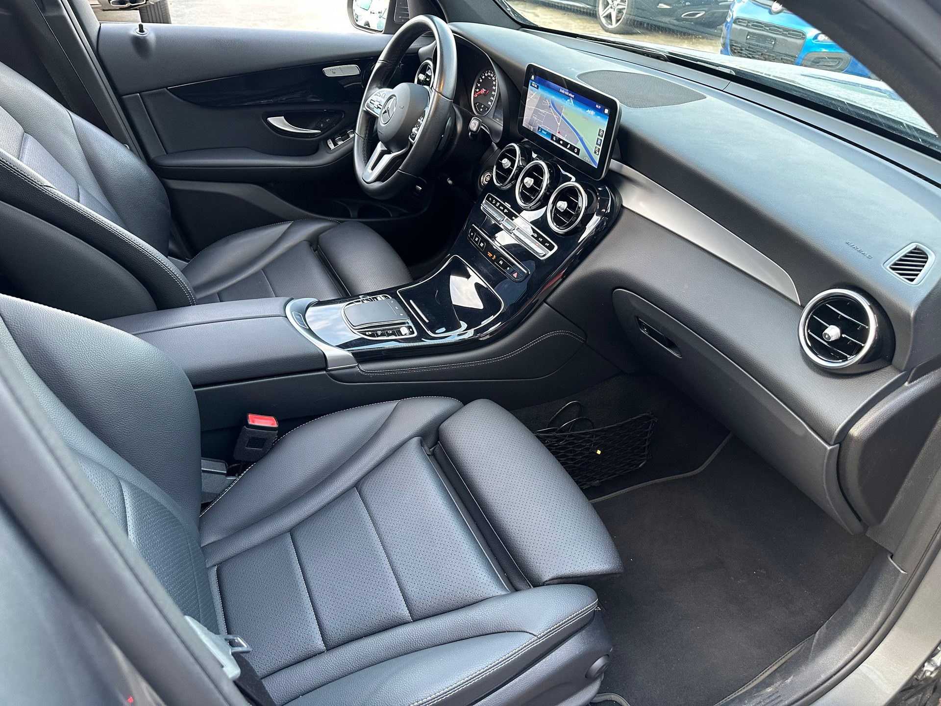 MERCEDES-BENZ GLC Coupé 200 4Matic 9G-Tronic-image-12