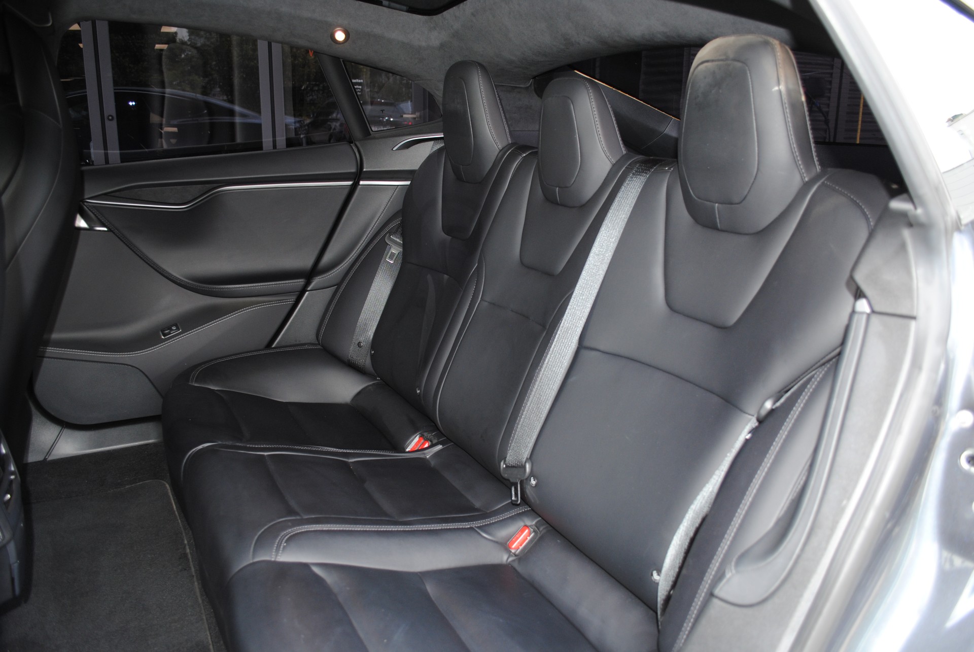TESLA Model S Maximale-Reichweite-image-14