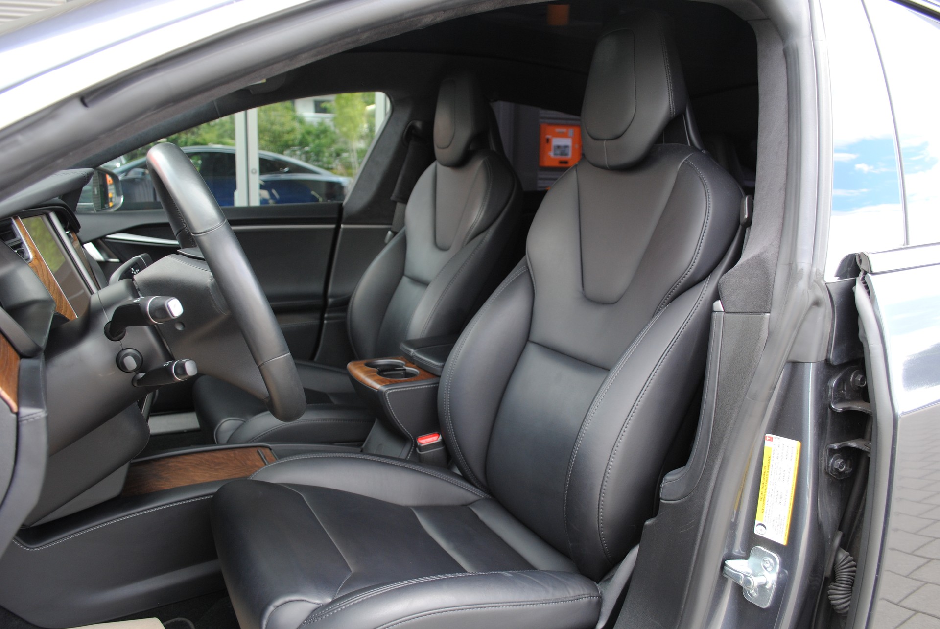TESLA Model S Maximale-Reichweite-image-9