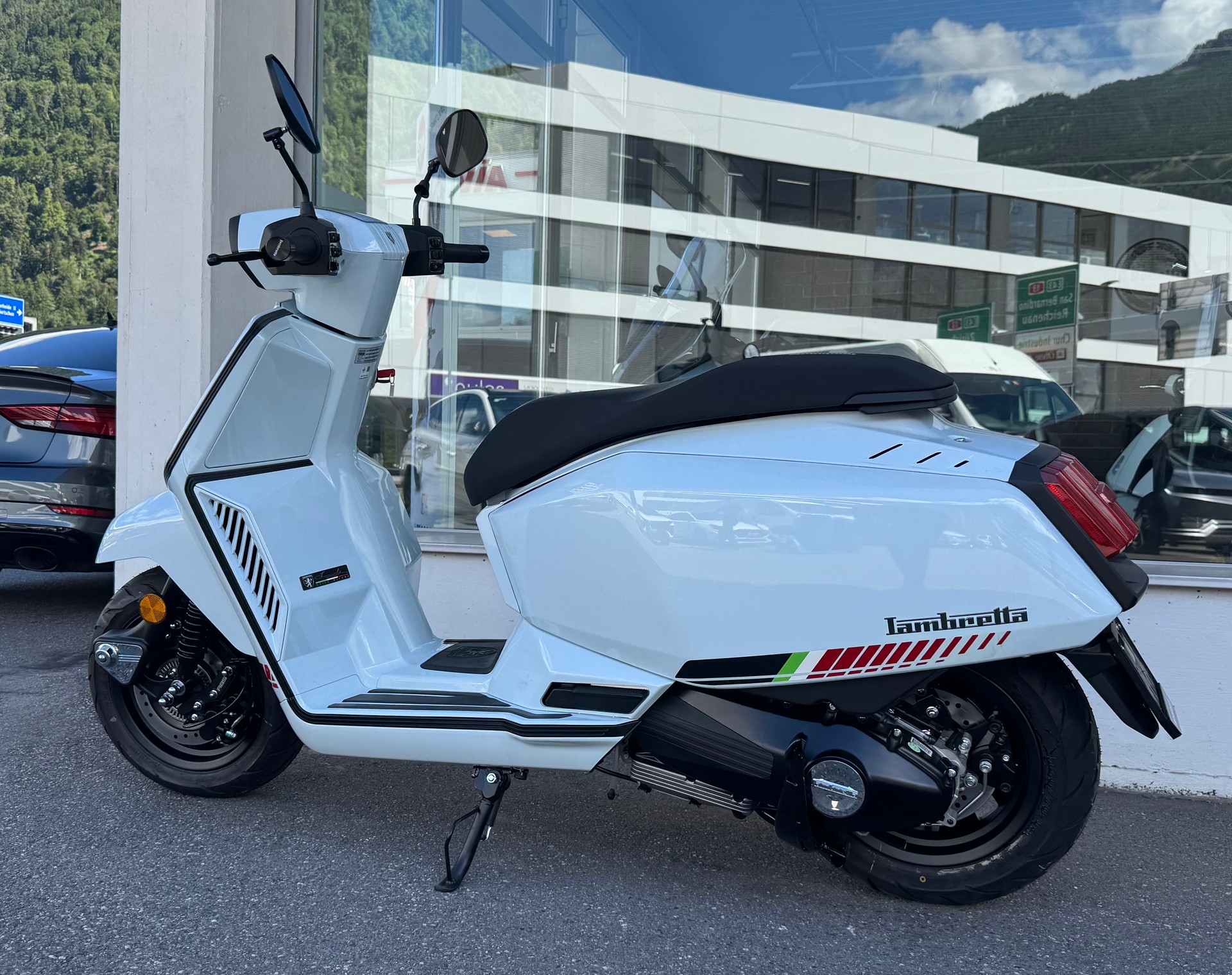 LAMBRETTA X 125-image-8