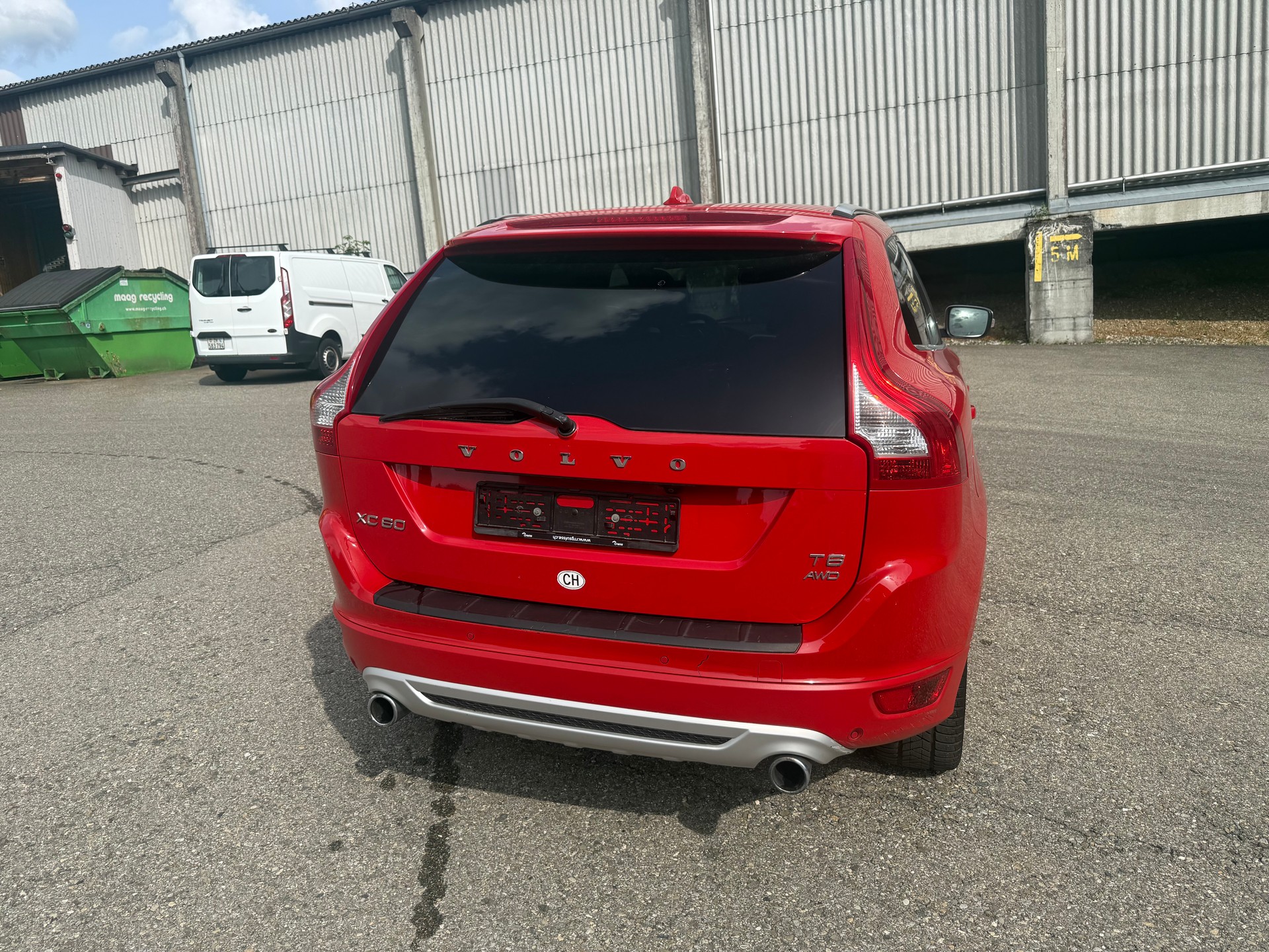 VOLVO XC60 T6 AWD R-Design Geartronic-image-5