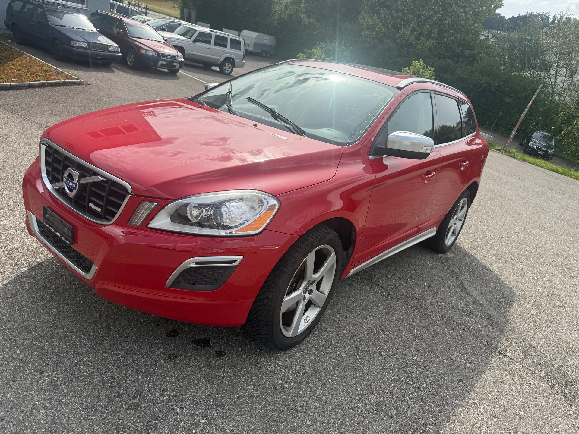 VOLVO XC60 T6 AWD R-Design Geartronic-image-1