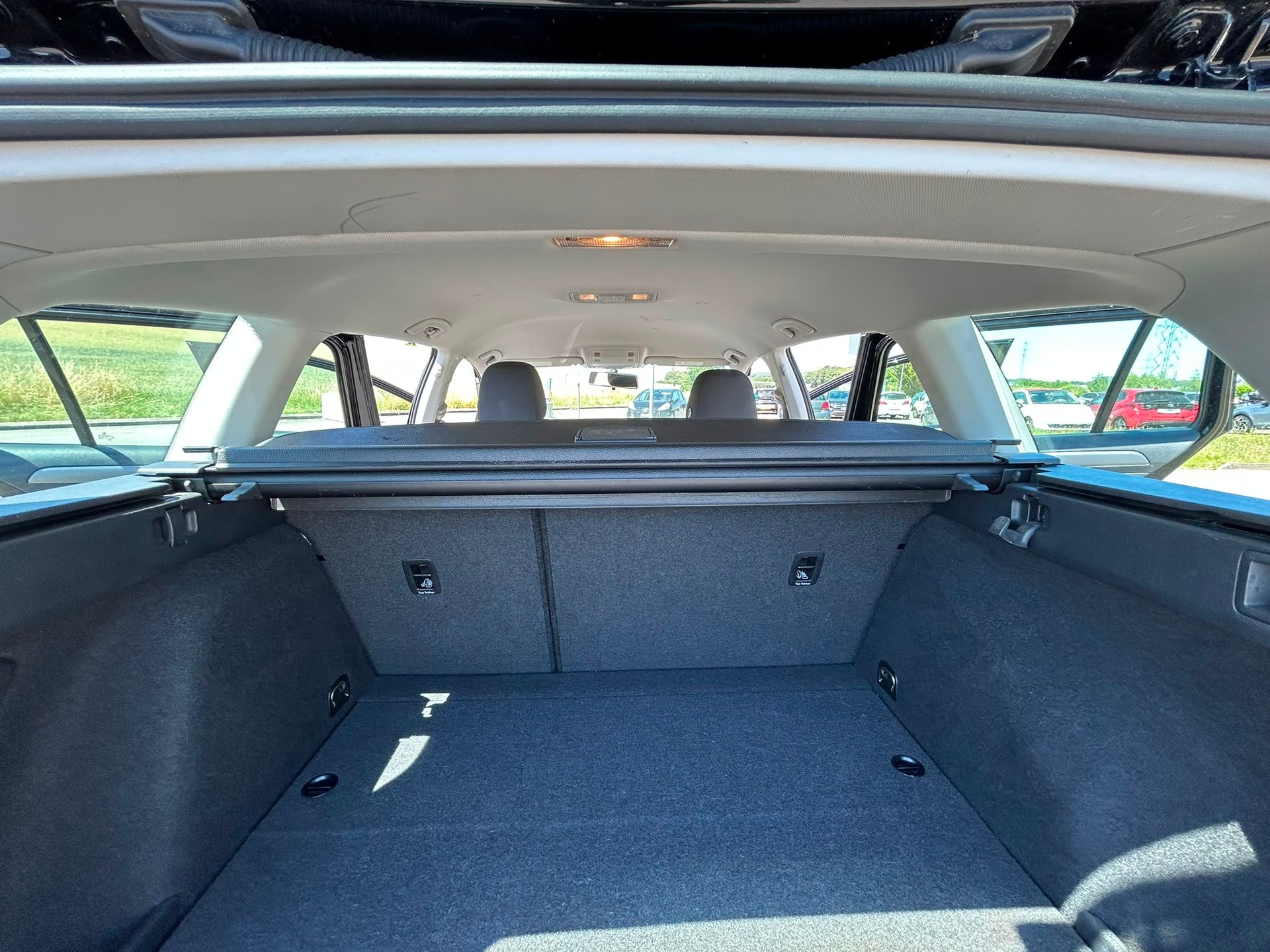 VW Break Variant 1.2 TSI-image-3