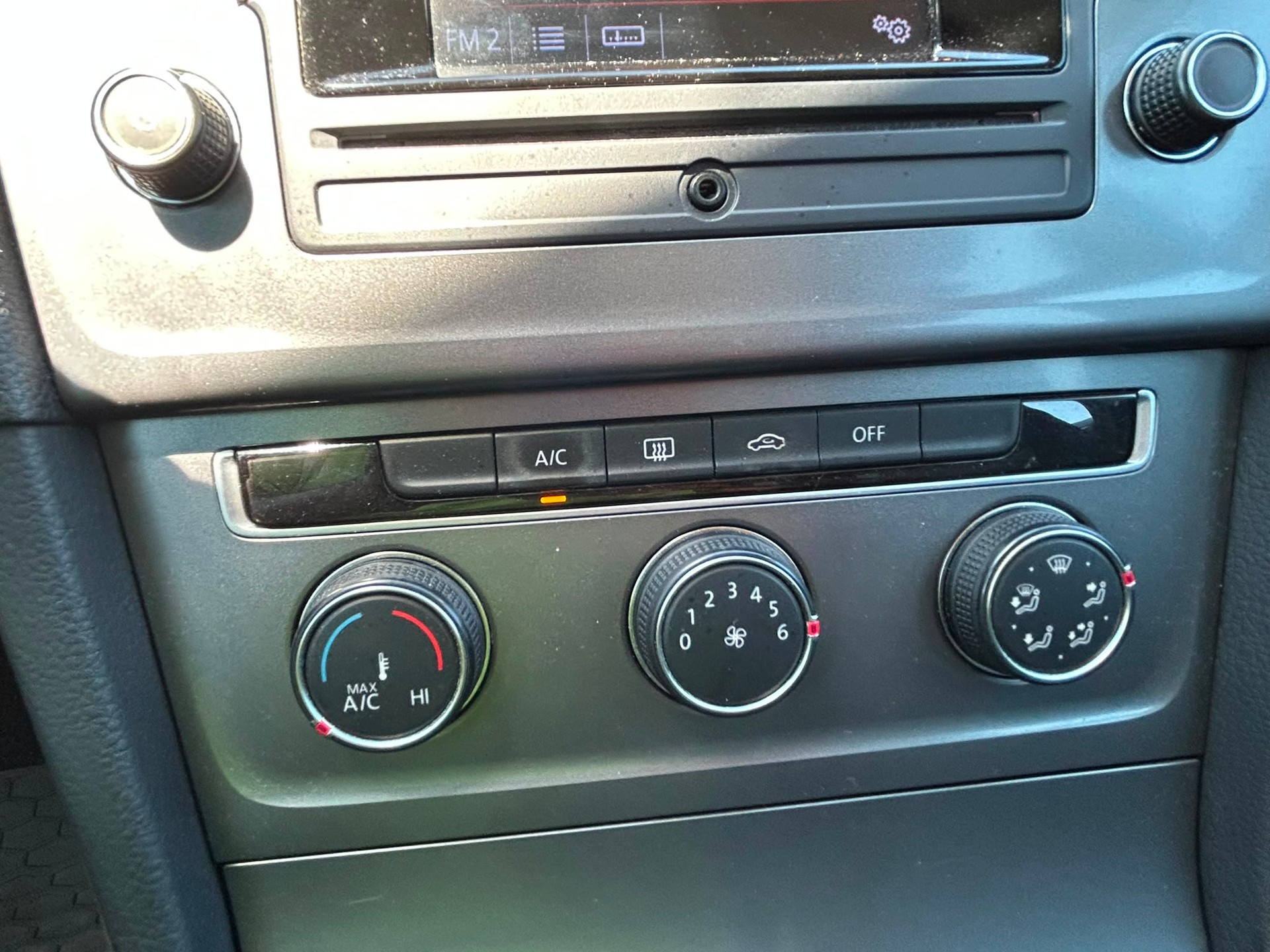 VW Break Variant 1.2 TSI-image-27