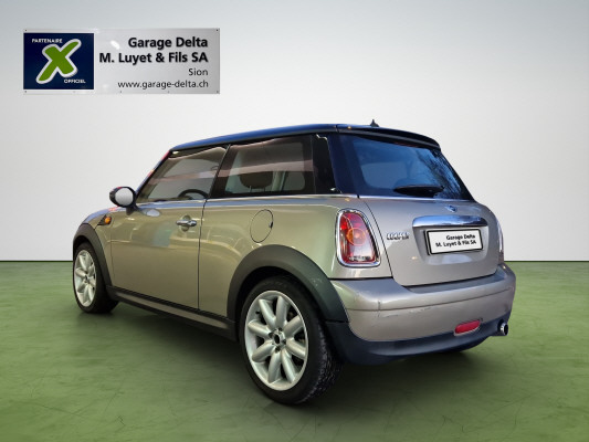 MINI Cooper-image-4