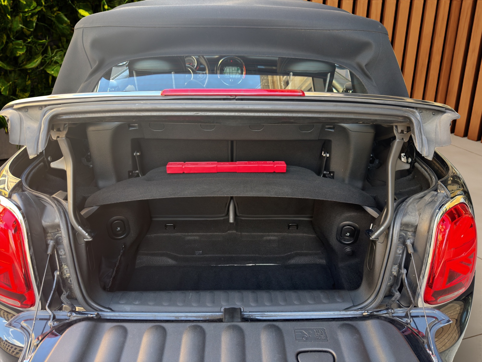 MINI Cooper S Cabriolet-image-17