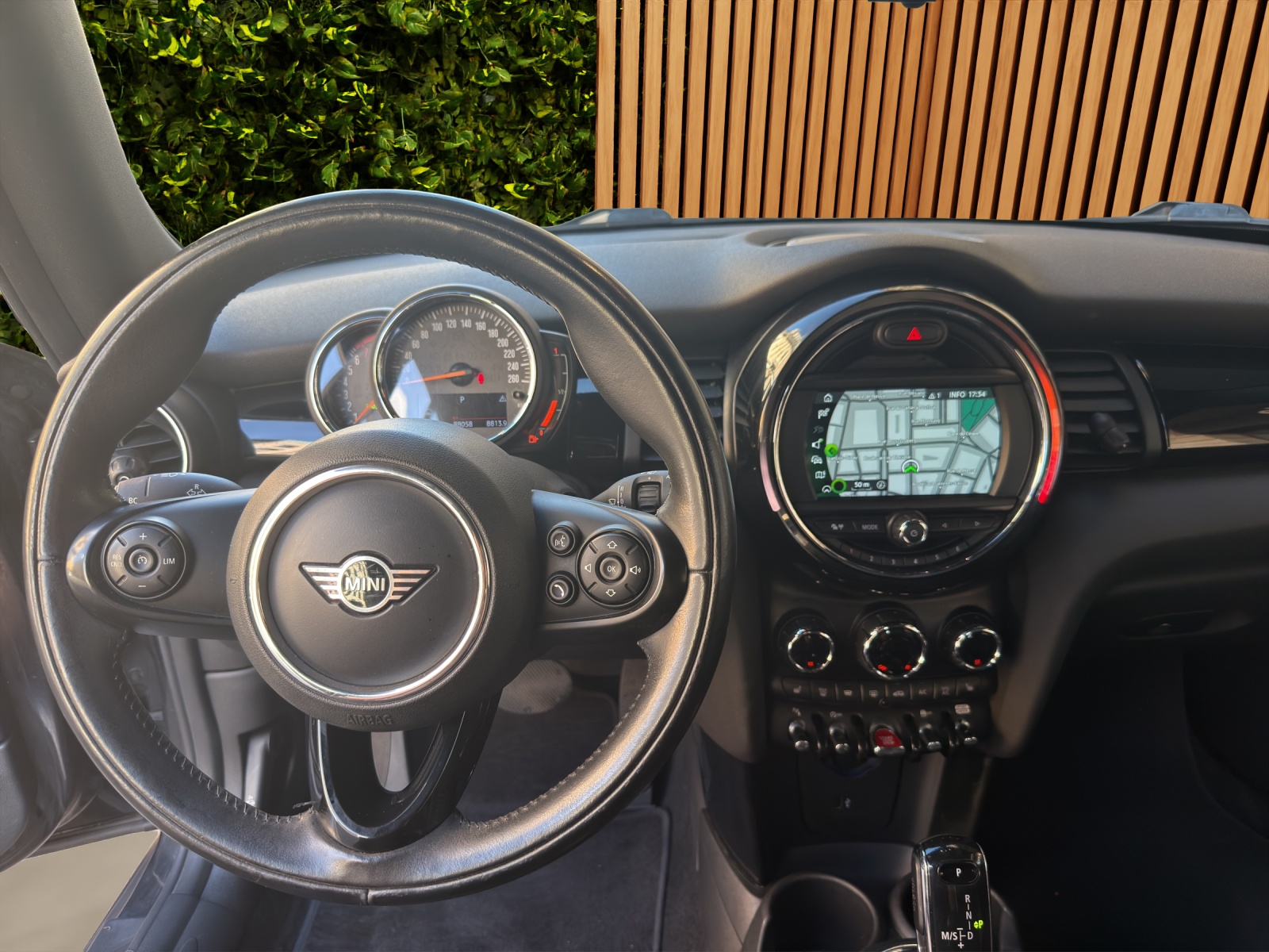 MINI Cooper S Cabriolet-image-12