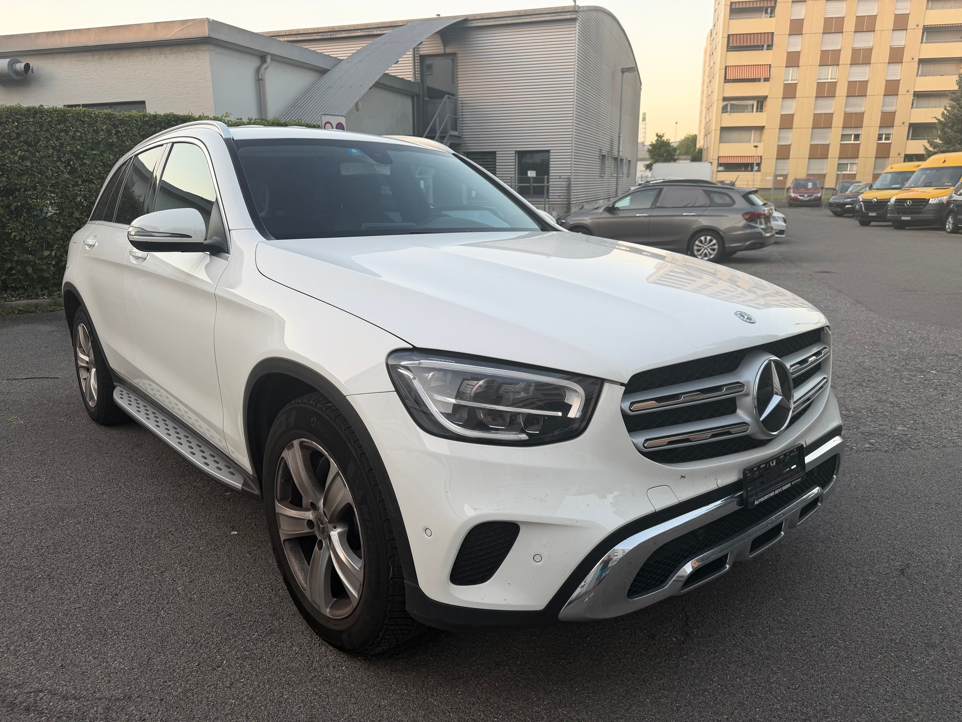 MERCEDES-BENZ GLC 200 4Matic 9G-Tronic-image-6