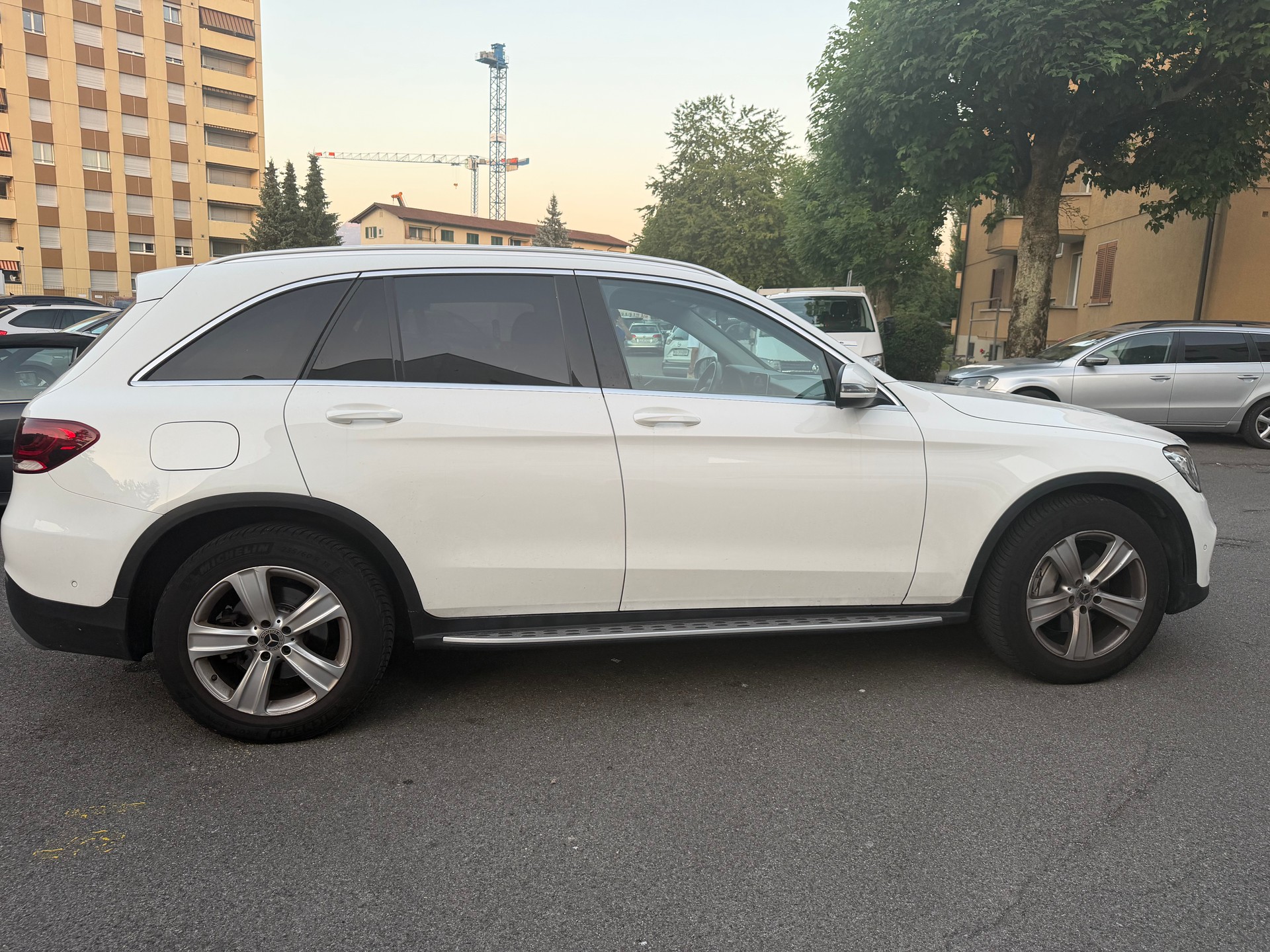 MERCEDES-BENZ GLC 200 4Matic 9G-Tronic-image-5