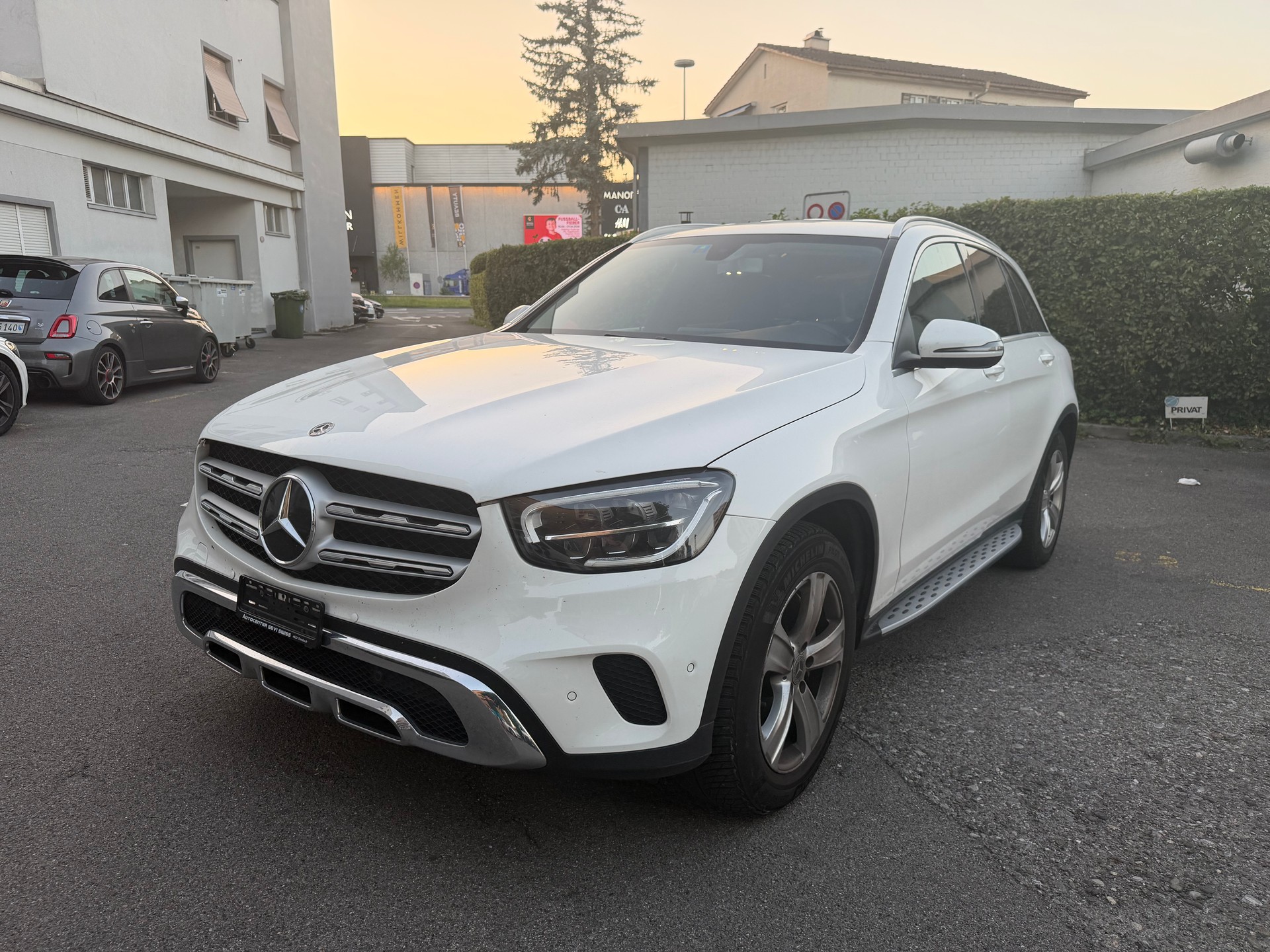 MERCEDES-BENZ GLC 200 4Matic 9G-Tronic-image-0