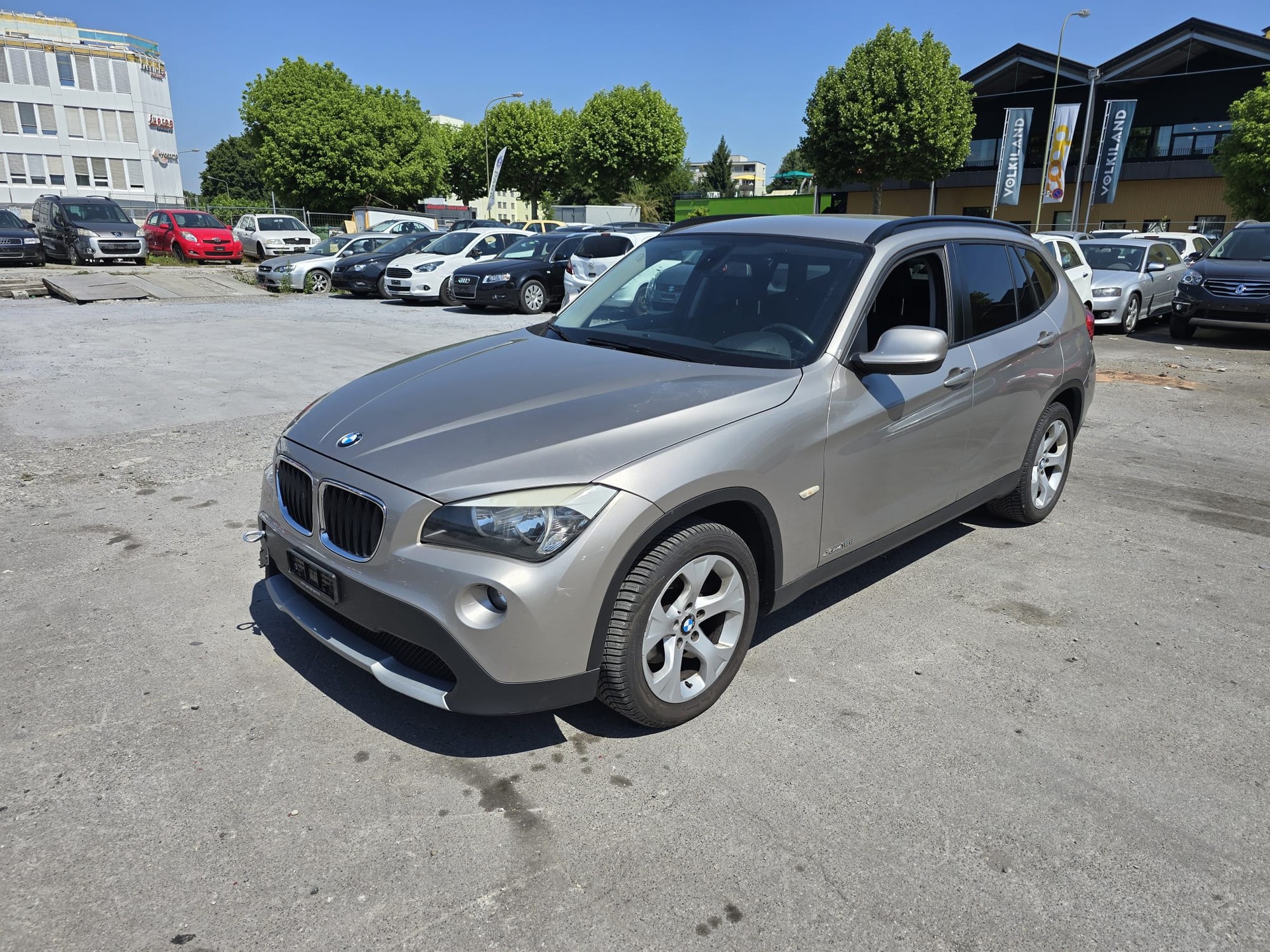 BMW X1 xDrive 18d-image-1