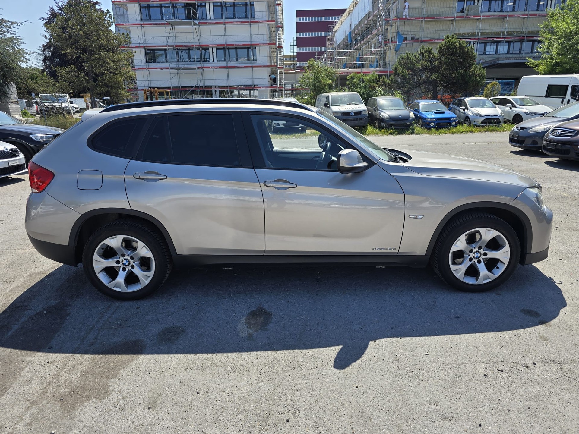 BMW X1 xDrive 18d-image-4