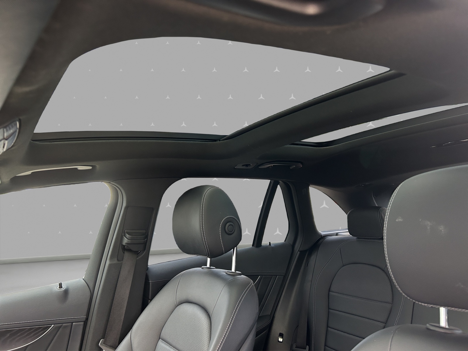 MERCEDES-BENZ GLC 250 d AMG Line 4Matic 9G-Tronic-image-8