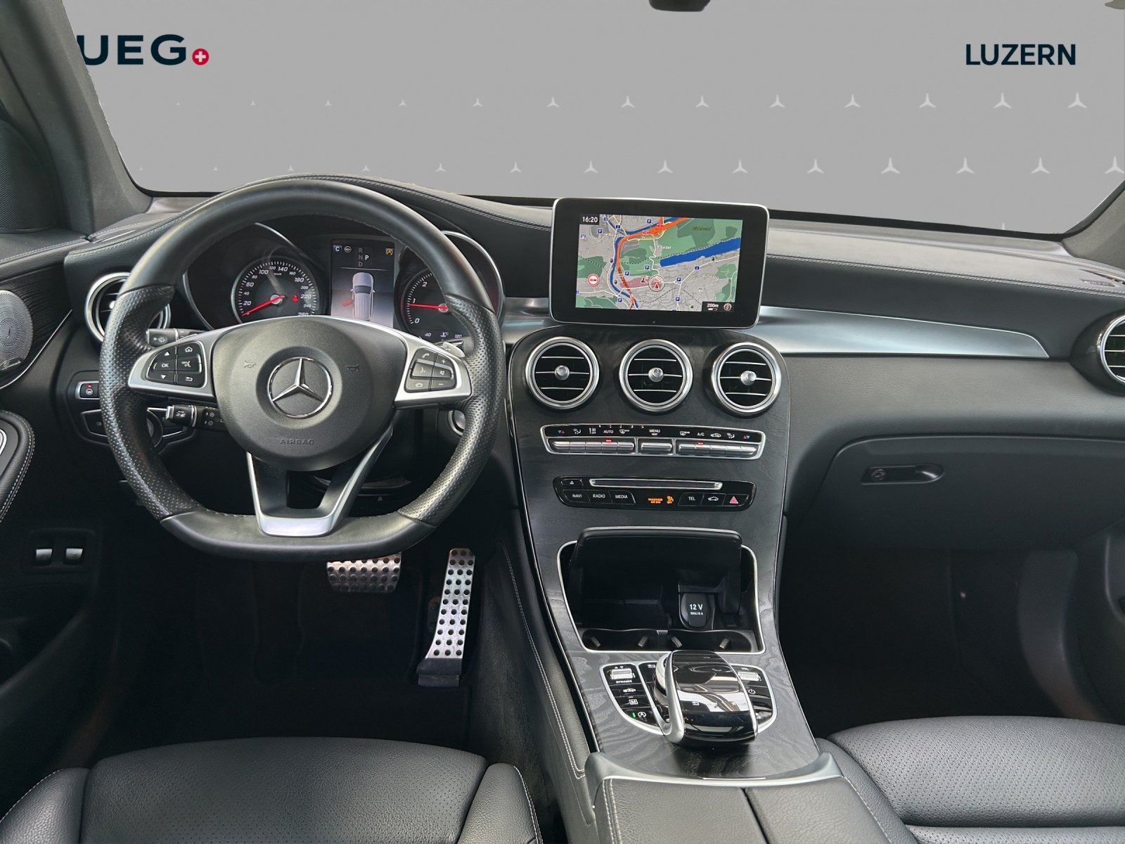 MERCEDES-BENZ GLC 250 d AMG Line 4Matic 9G-Tronic-image-10
