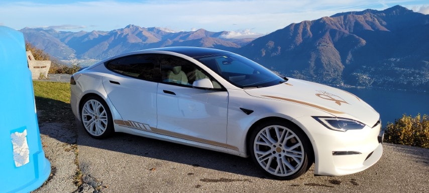 TESLA Model S 100 kWh Plaid-image-0