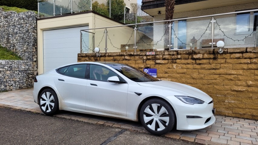 TESLA Model S 100 kWh Plaid-image-10