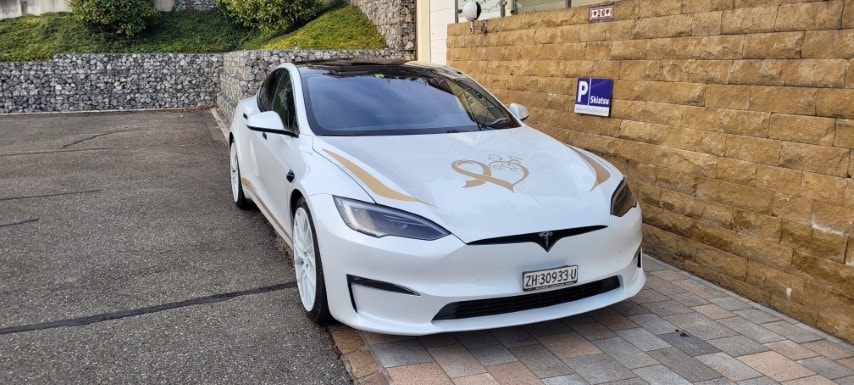 TESLA Model S 100 kWh Plaid-image-5