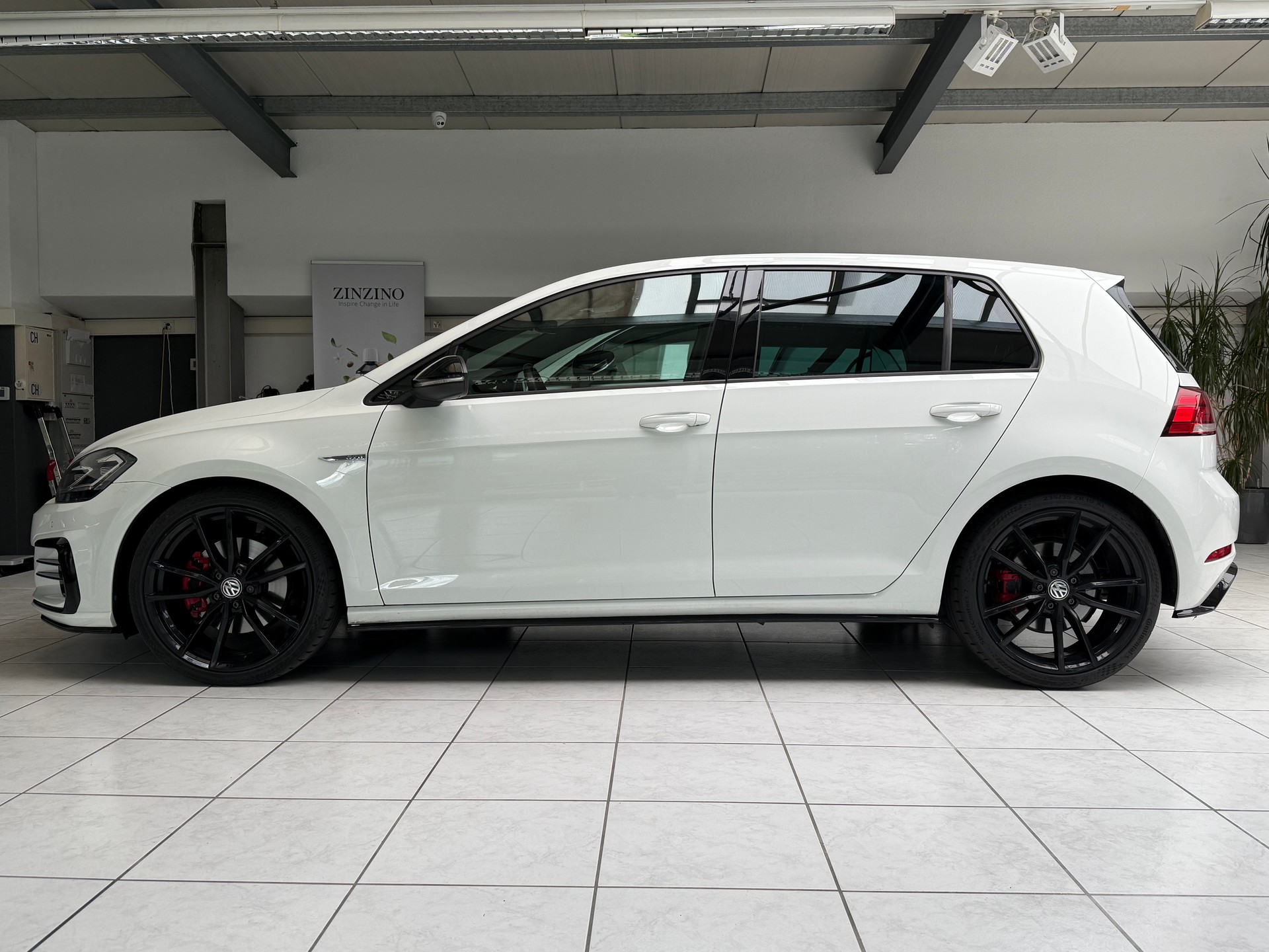 VW Golf GTD-image-1