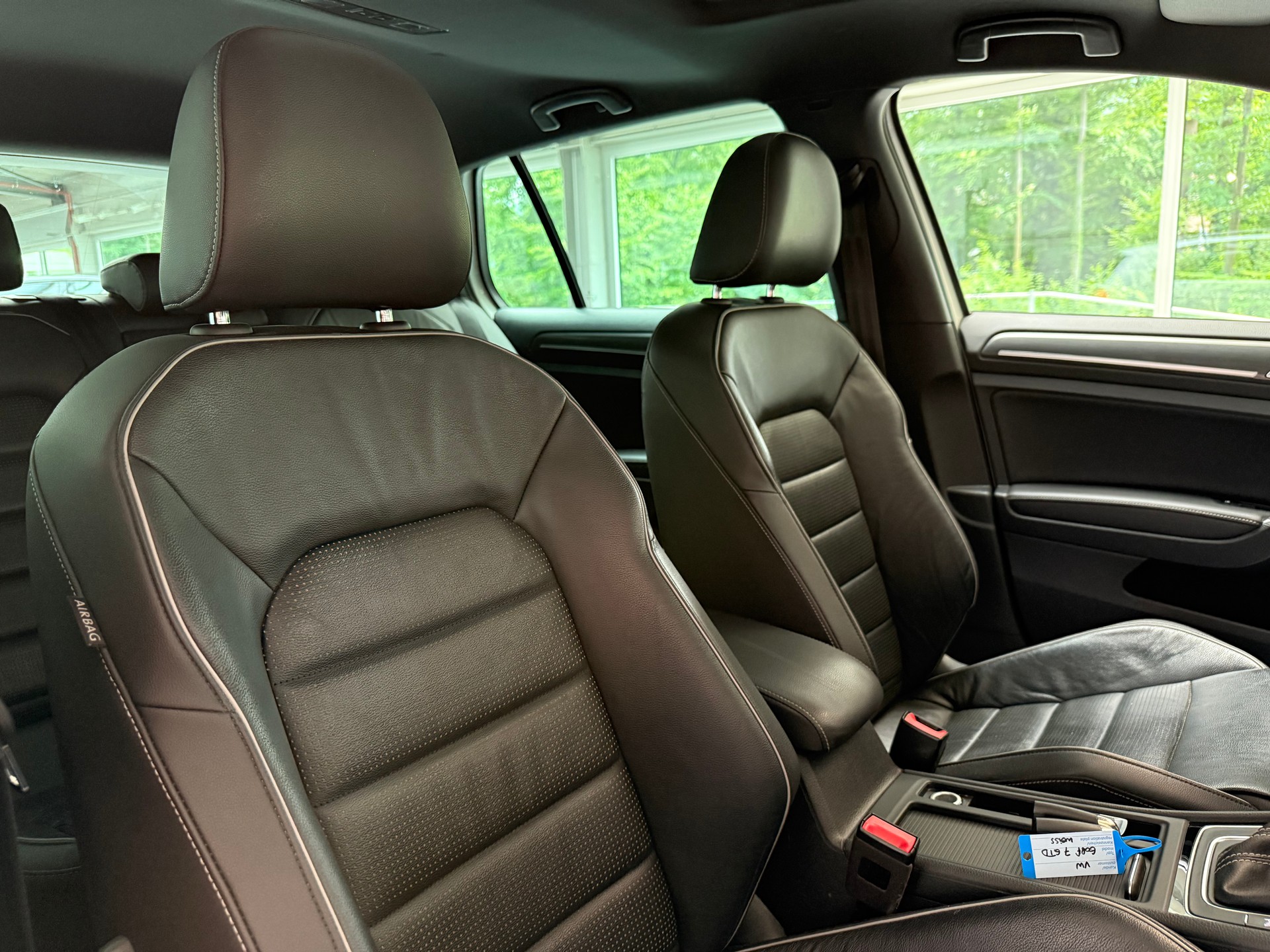 VW Golf GTD-image-7