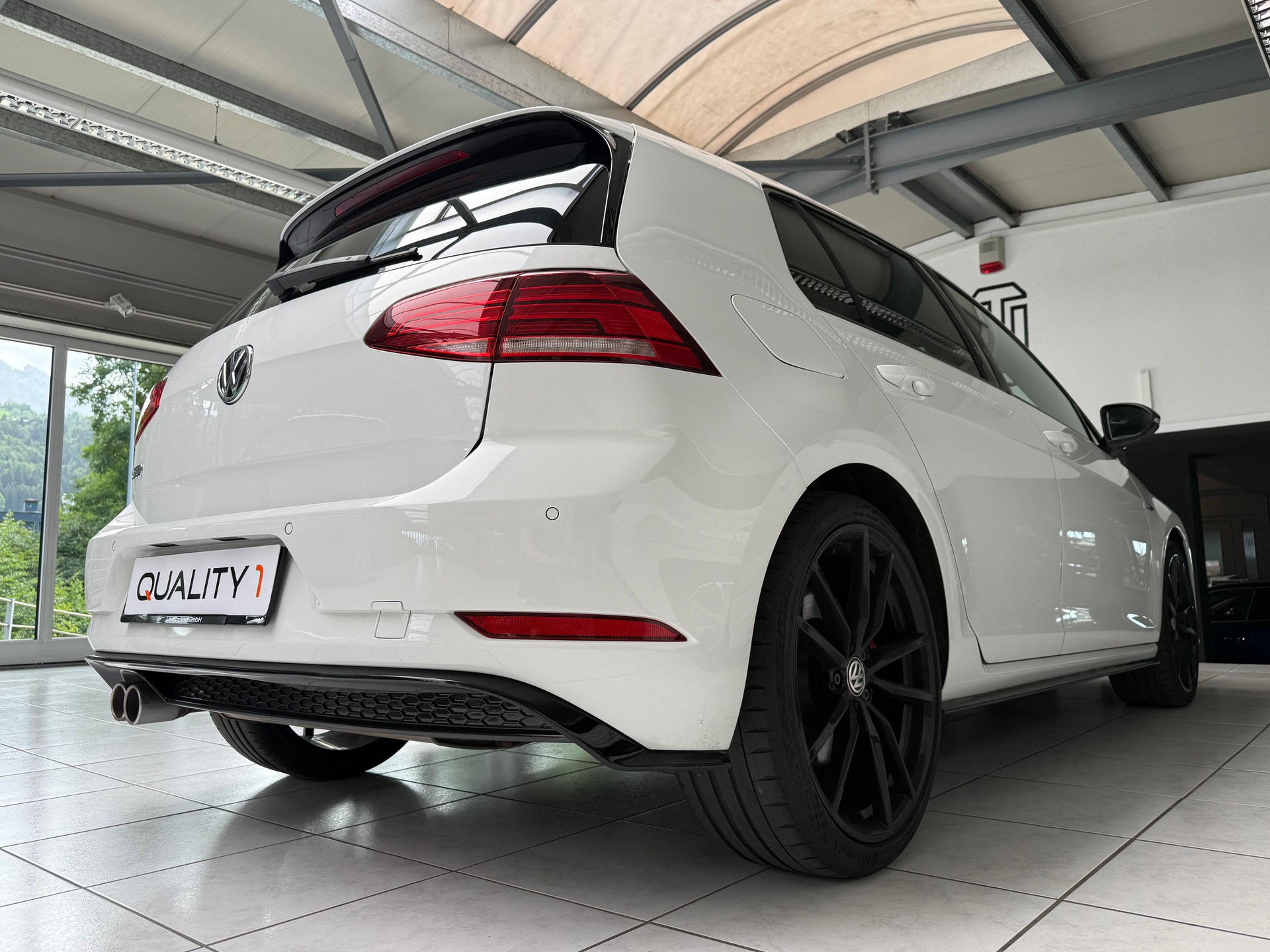 VW Golf GTD-image-4