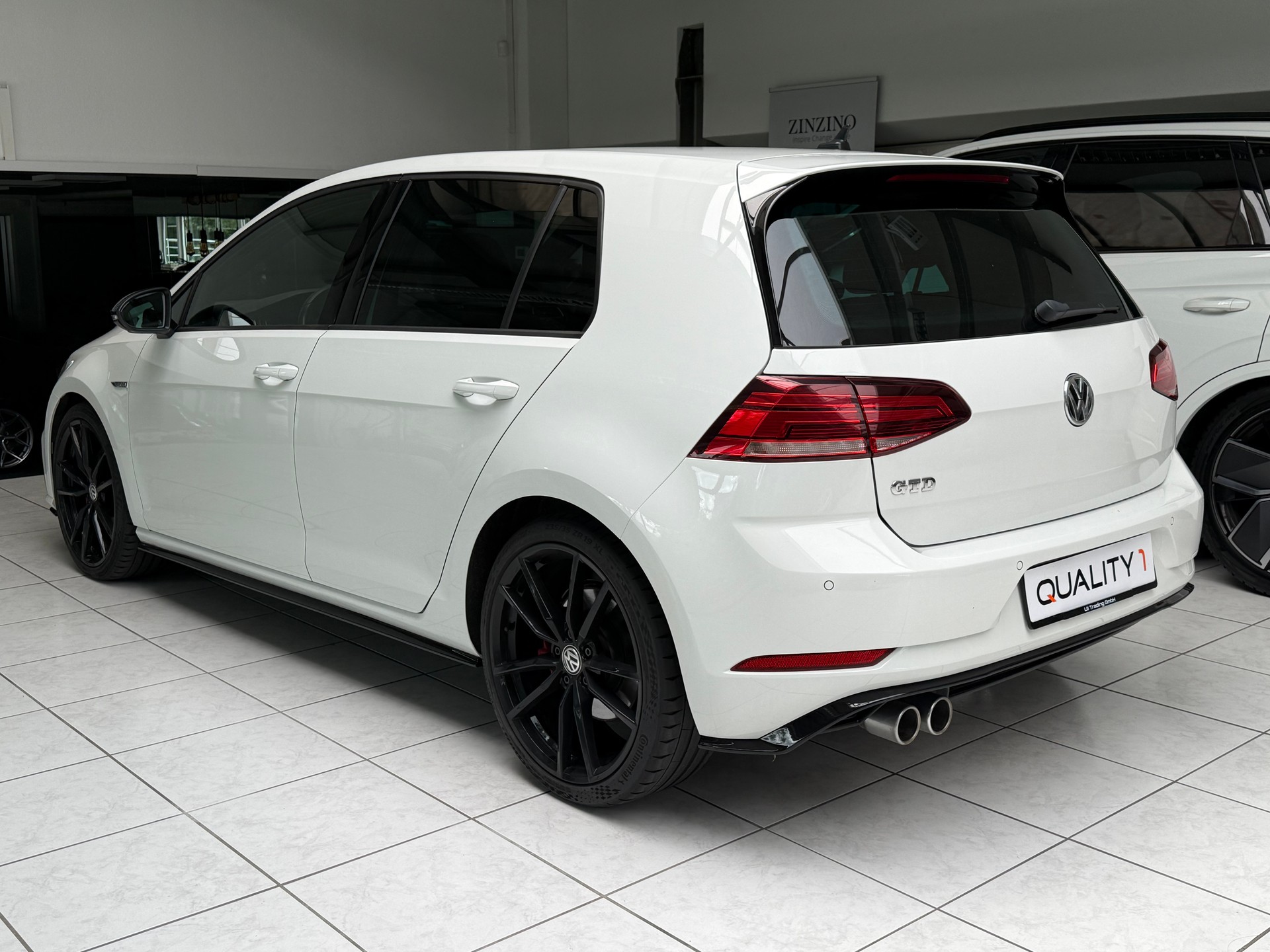 VW Golf GTD-image-2