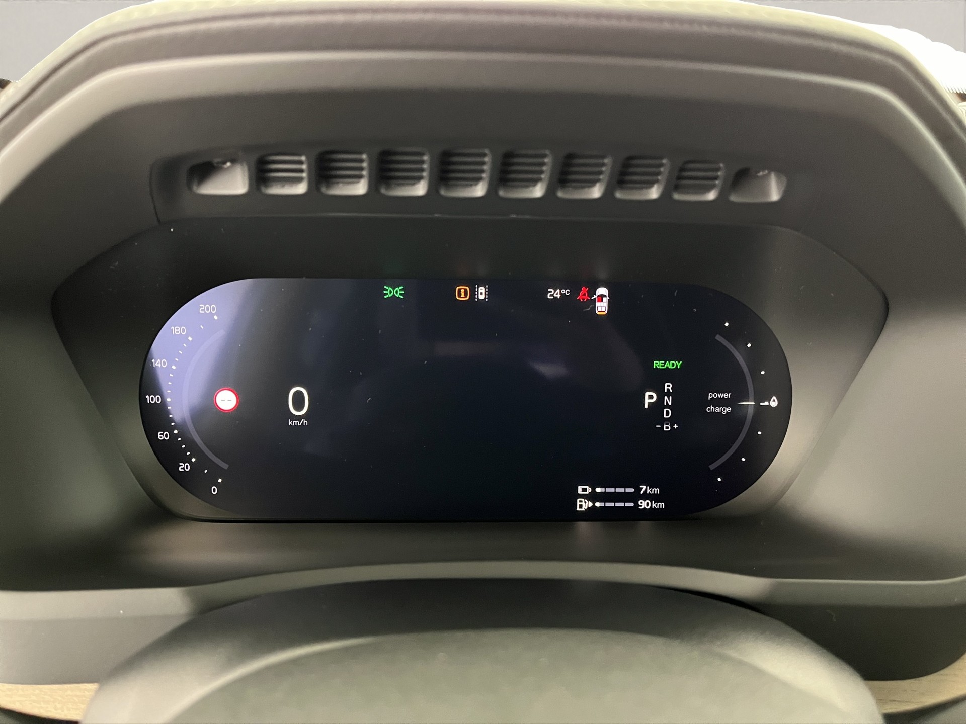 VOLVO XC90 2.0 T8 TE Ultra Dark eAWD-image-15