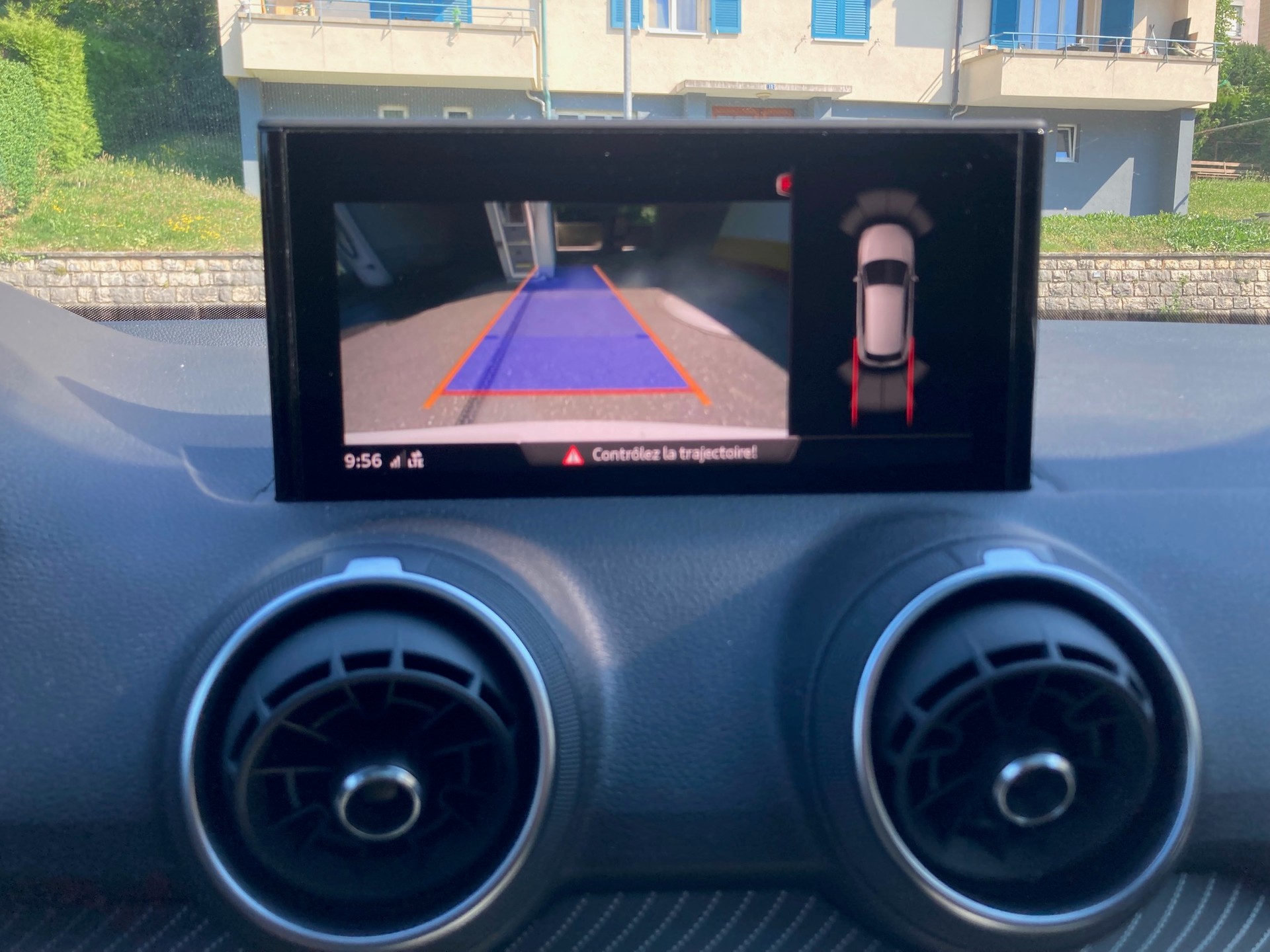 AUDI SQ2 TFSI quattro-image-15