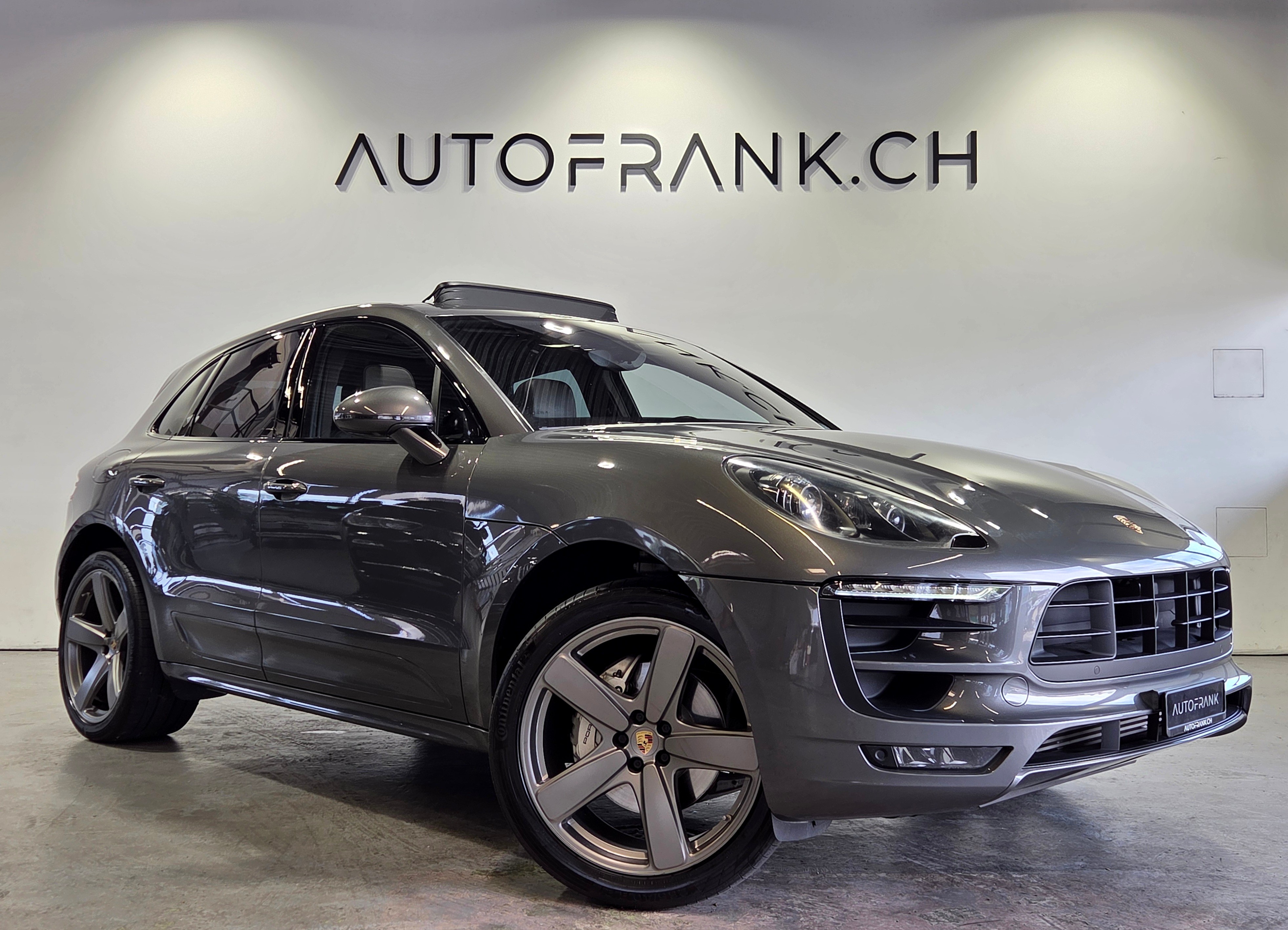 PORSCHE Macan 3.0 (SUV / Geländewagen) Porsche PORSCHE Macan 3.0 (SUV / Geländewagen)