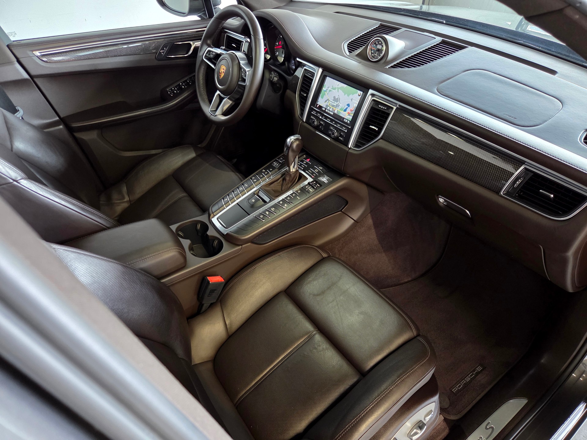 PORSCHE Macan 3.0 V6 S Diesel-image-15